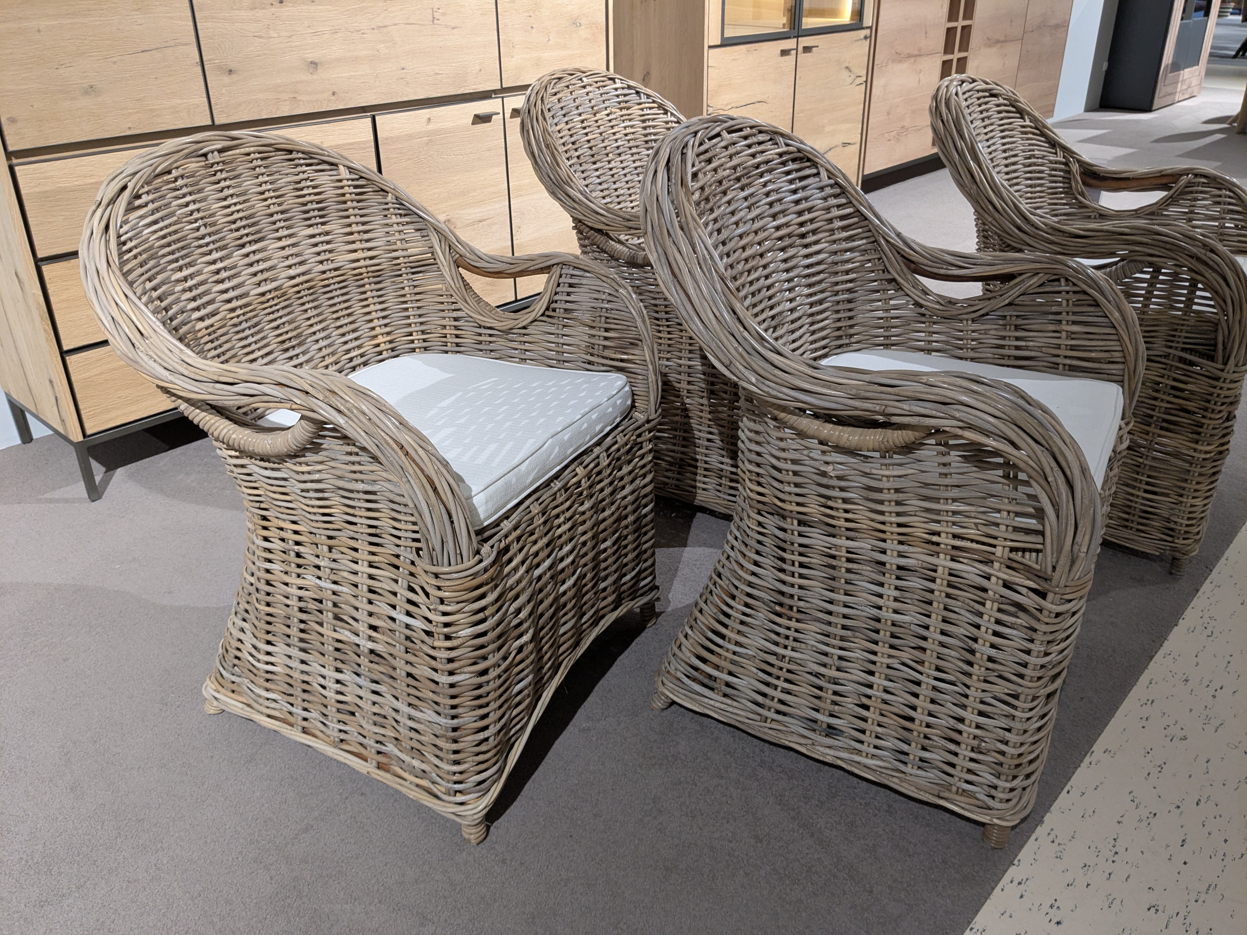 Stuhlsatz, Korb grau gebeizt und Lackiert - Mykon 778