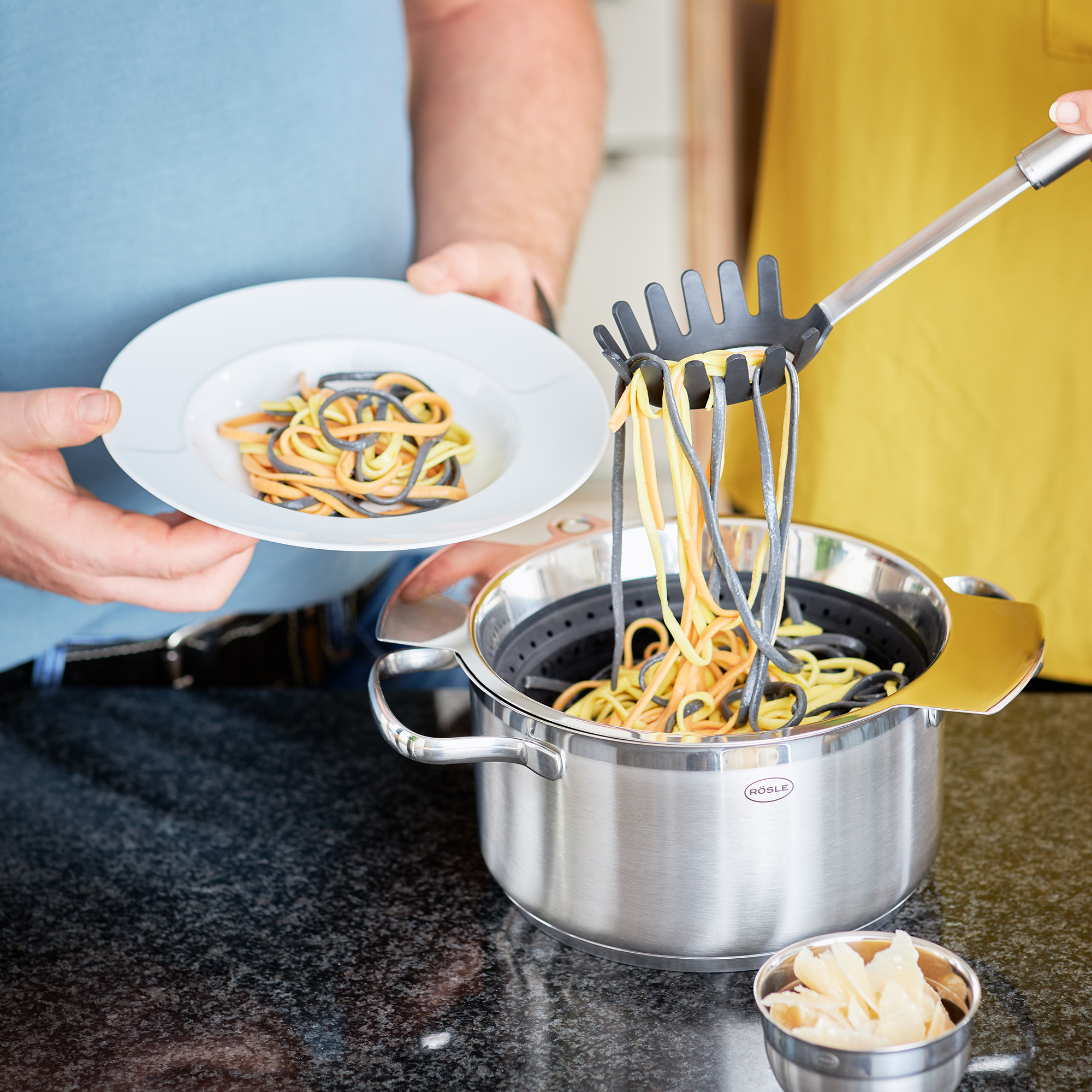 RÖSLE, Rundgriff Spaghettiheber Silikon - Edelstahl-Silikon-Verbindung