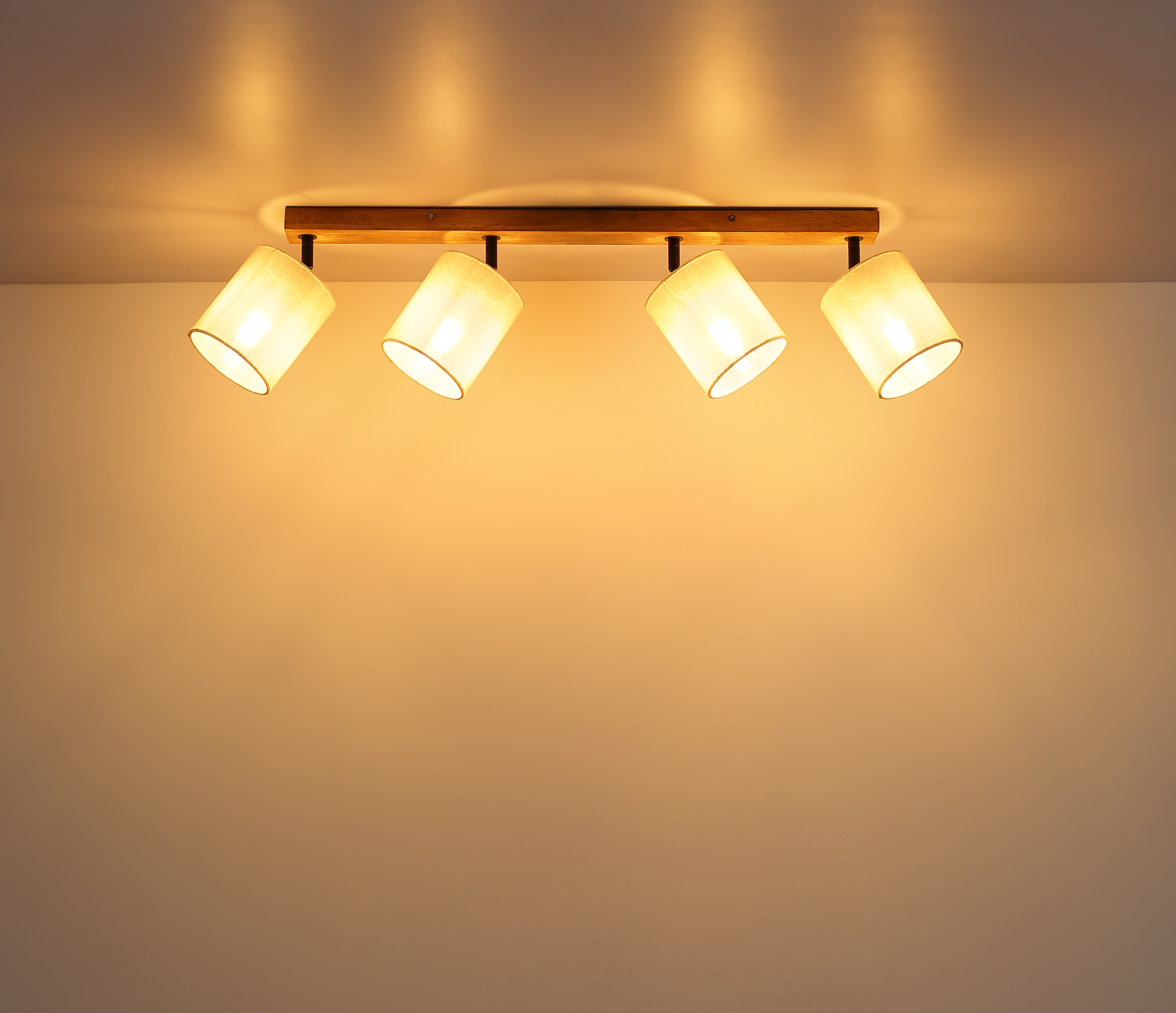 Wandleuchte JULE - 4xE27, braun, ca. 90x13x25cm