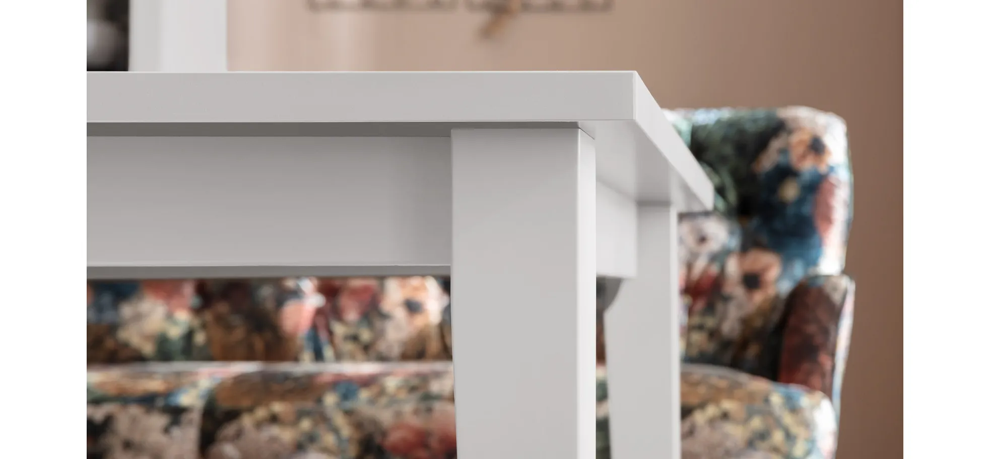 Esstisch Stafford - LB ca. 210x100 cm, Lack Kreide, HPL schwarzgrau marmoriert