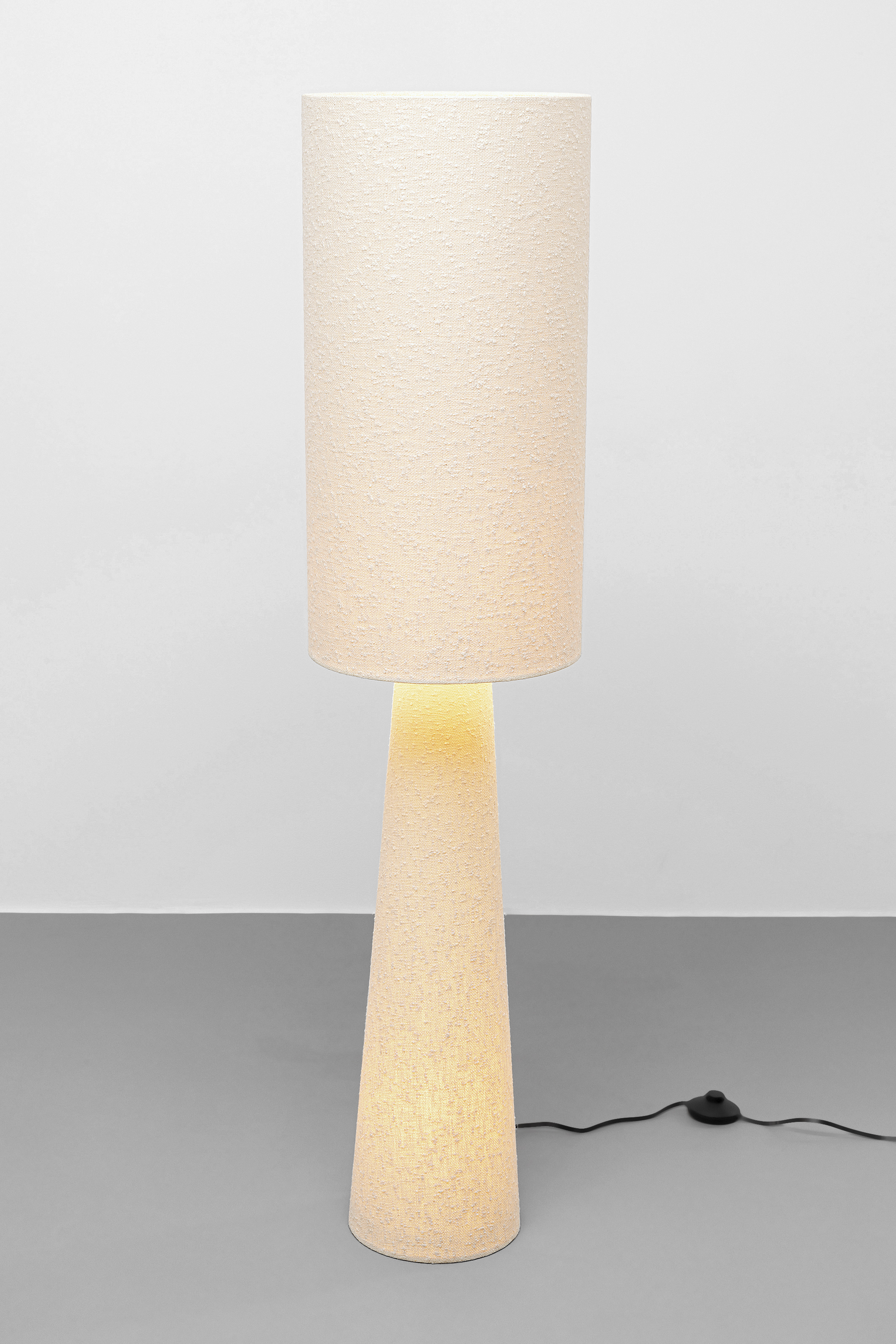 Stehleuchte Marleen, beige - Leuchten