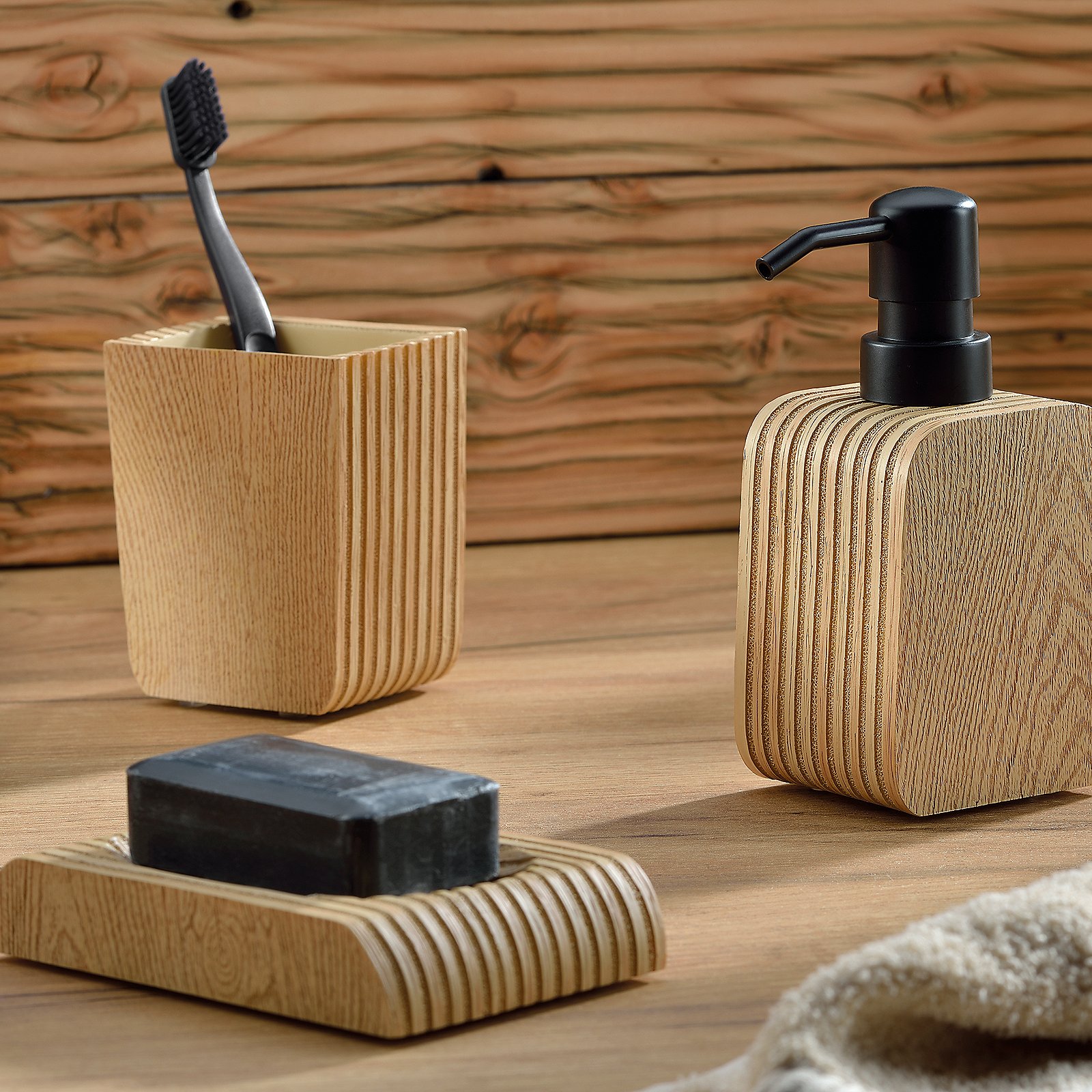 Becher Kaiu 6x9,5x8 cm - Polyresin natur