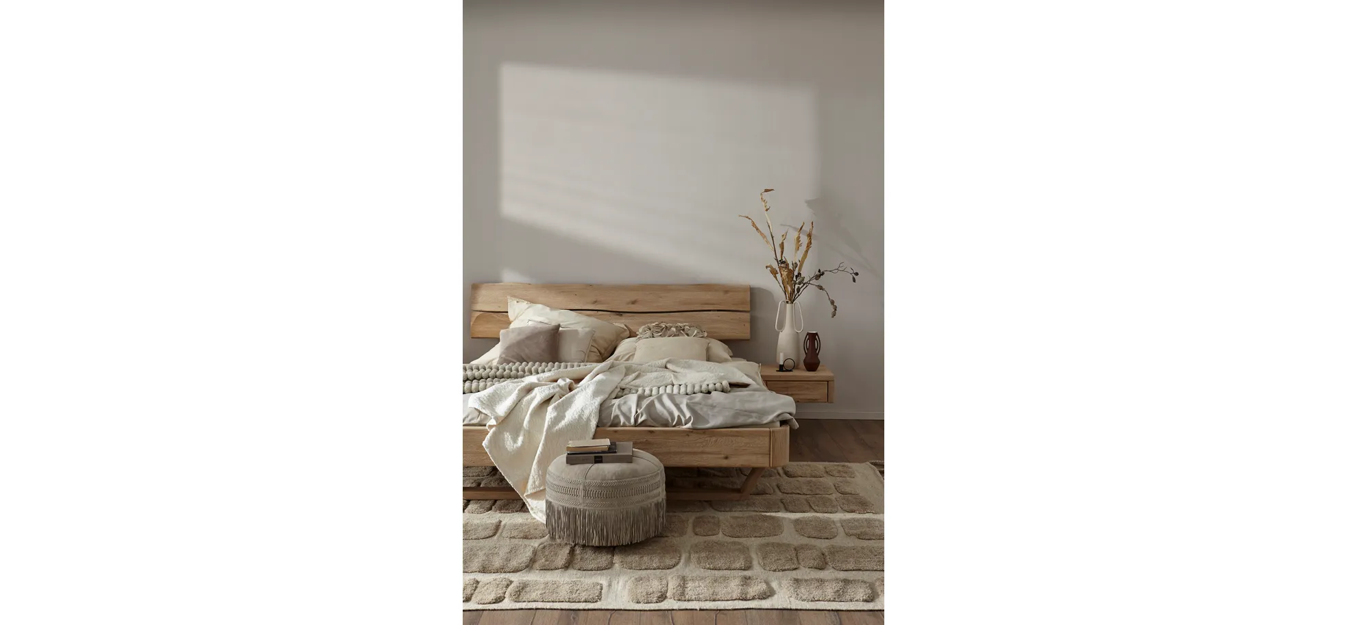 Bettgestell 1660 - Liegefläche ca. 180x200 cm, Wildeiche bianco, sandgestrahlt