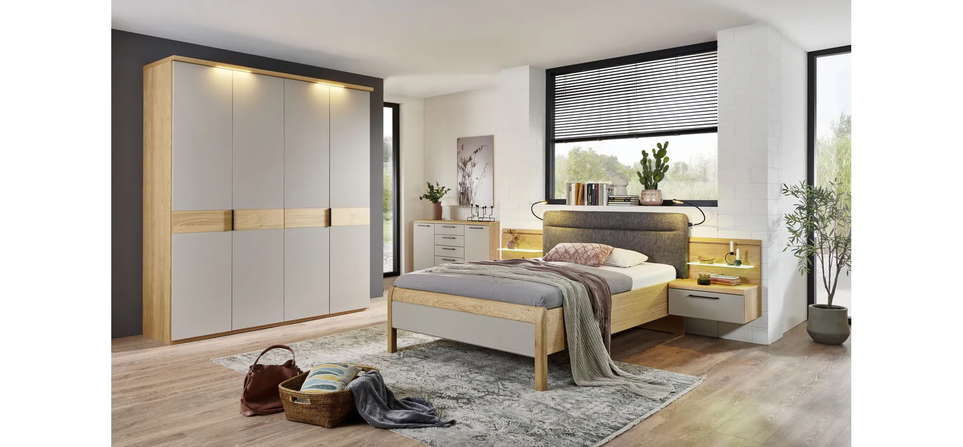 Schlafzimmer - Wildeiche, Lack, Sand