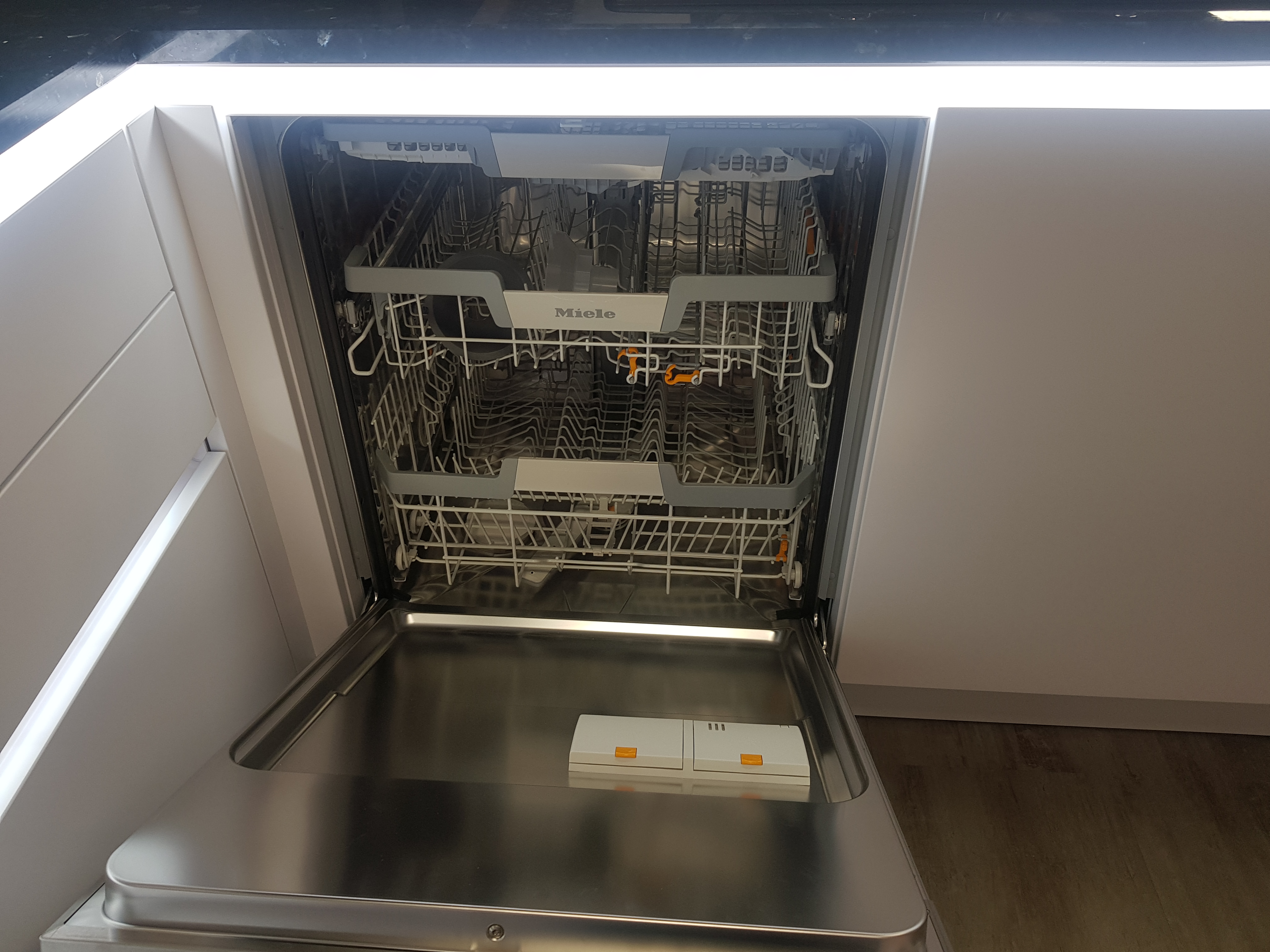 Musterküche 5015 - Premium, Made in Germany