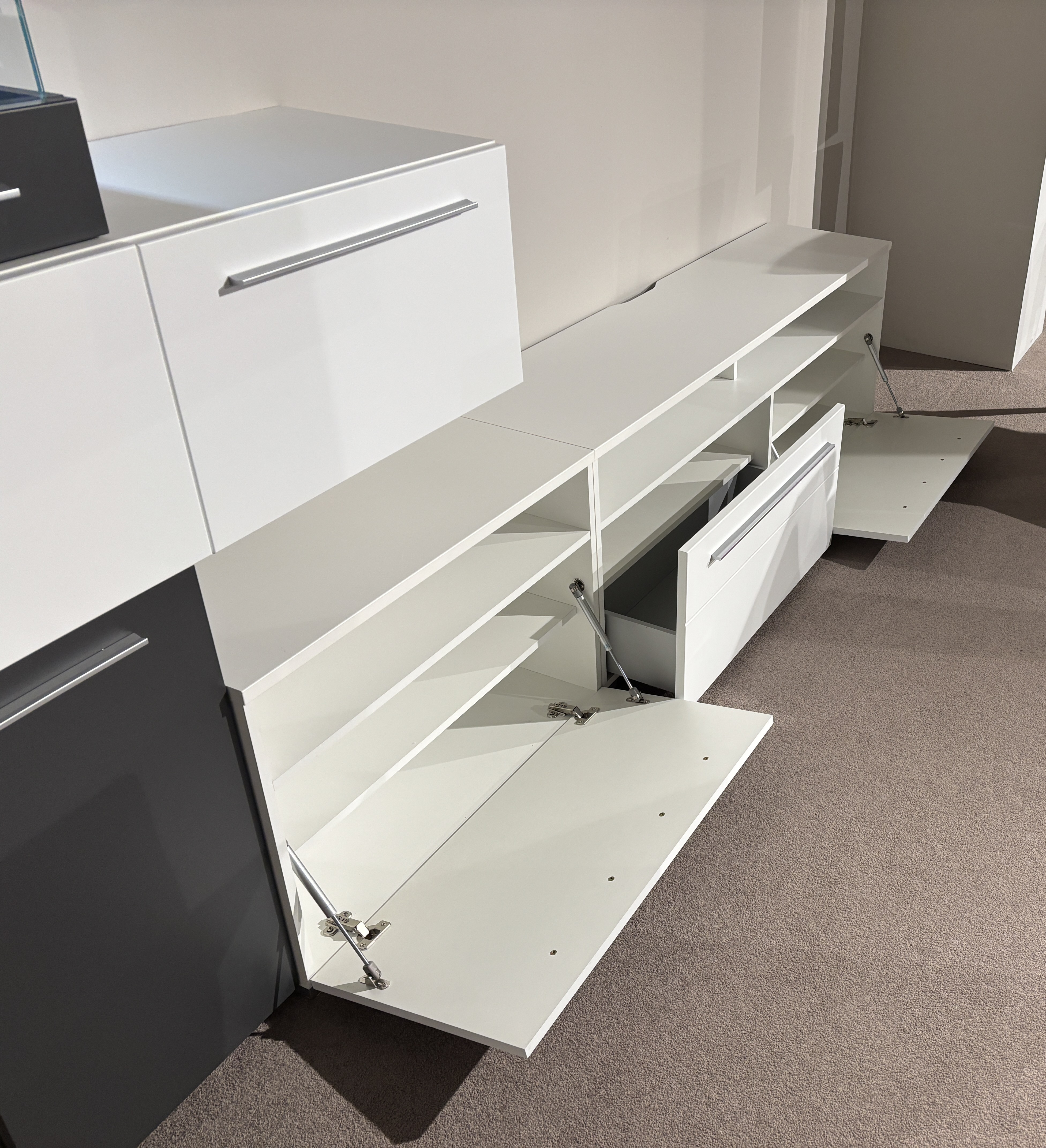 Wohnwand, weiß/graphit matt MDF - INKON