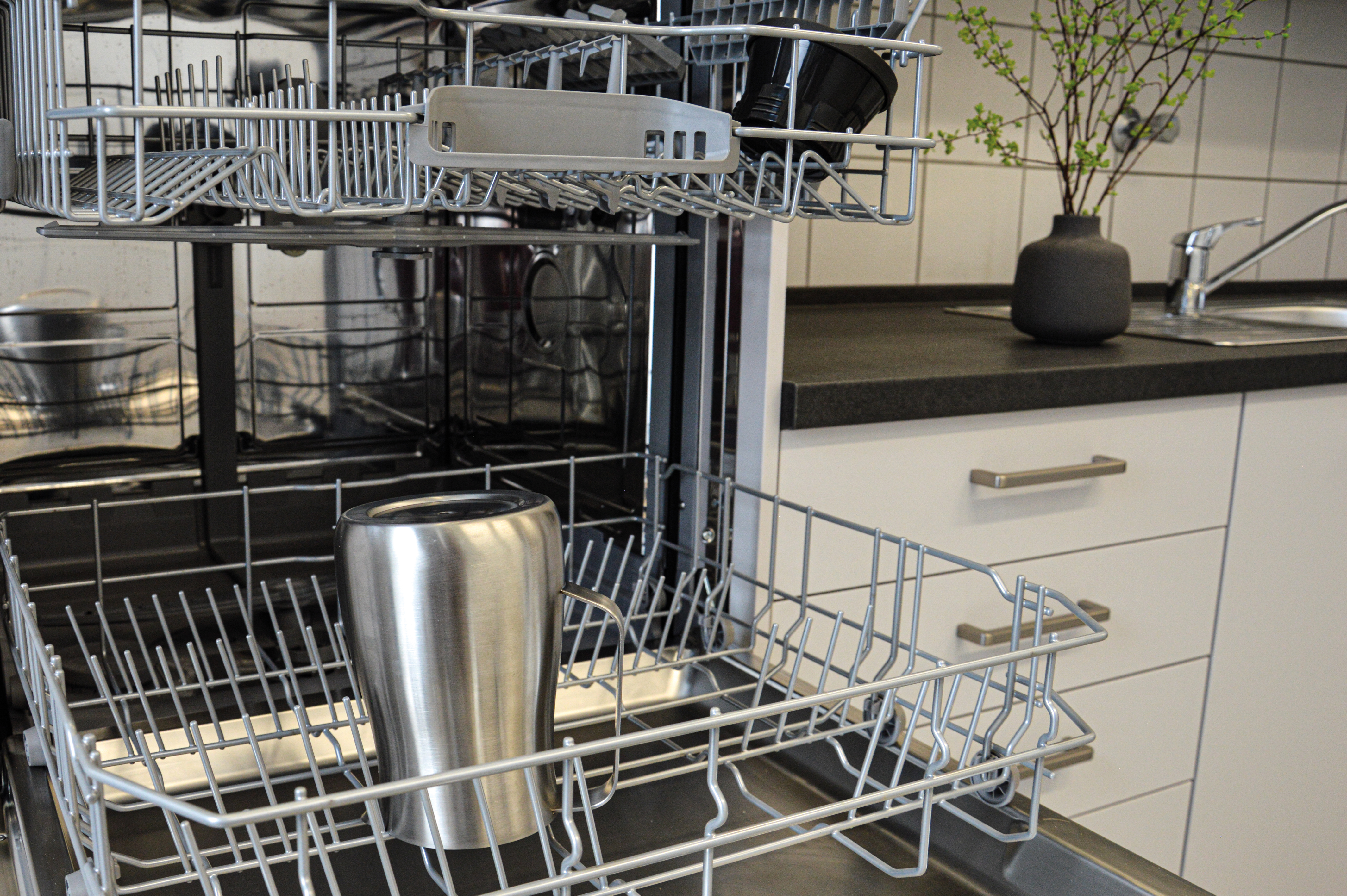 Isolierkanne Studio, ca. 1l, Edelstahl - 