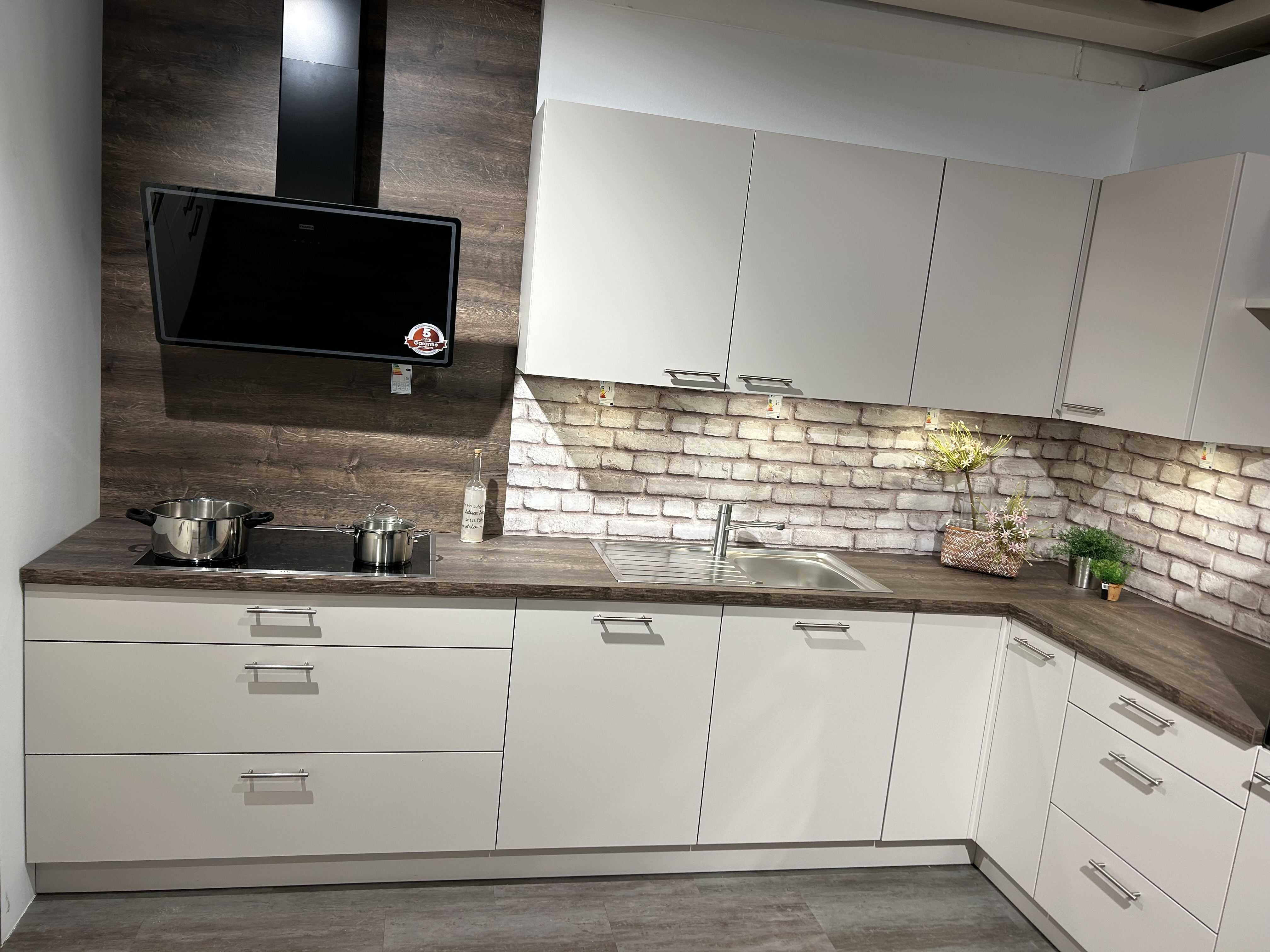 Musterküche 5024 - Premium, Made in Germany