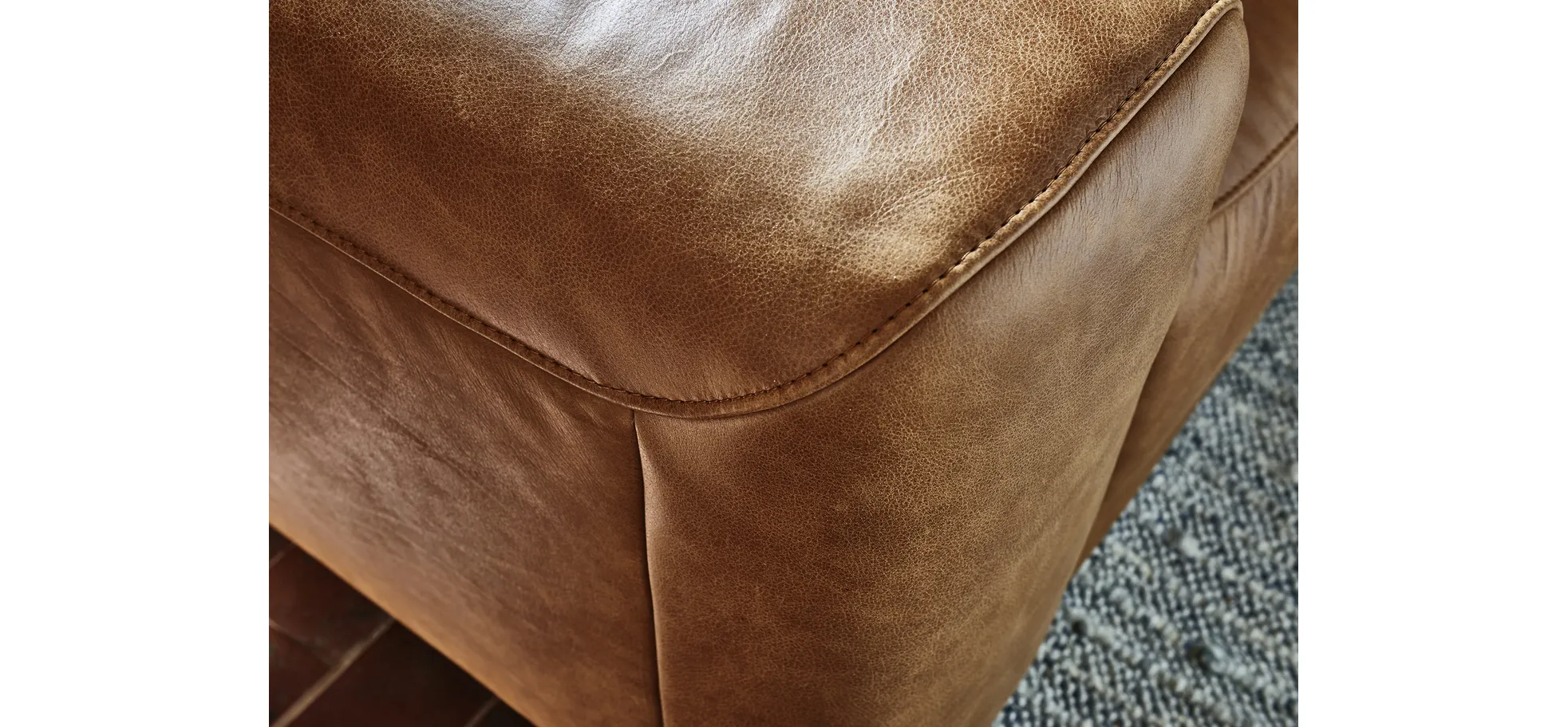 Ecksofa Balok - 2,5-Sitzer, Longchair groß rechts, Relaxfunktion (motorisch), Leder, Cognac