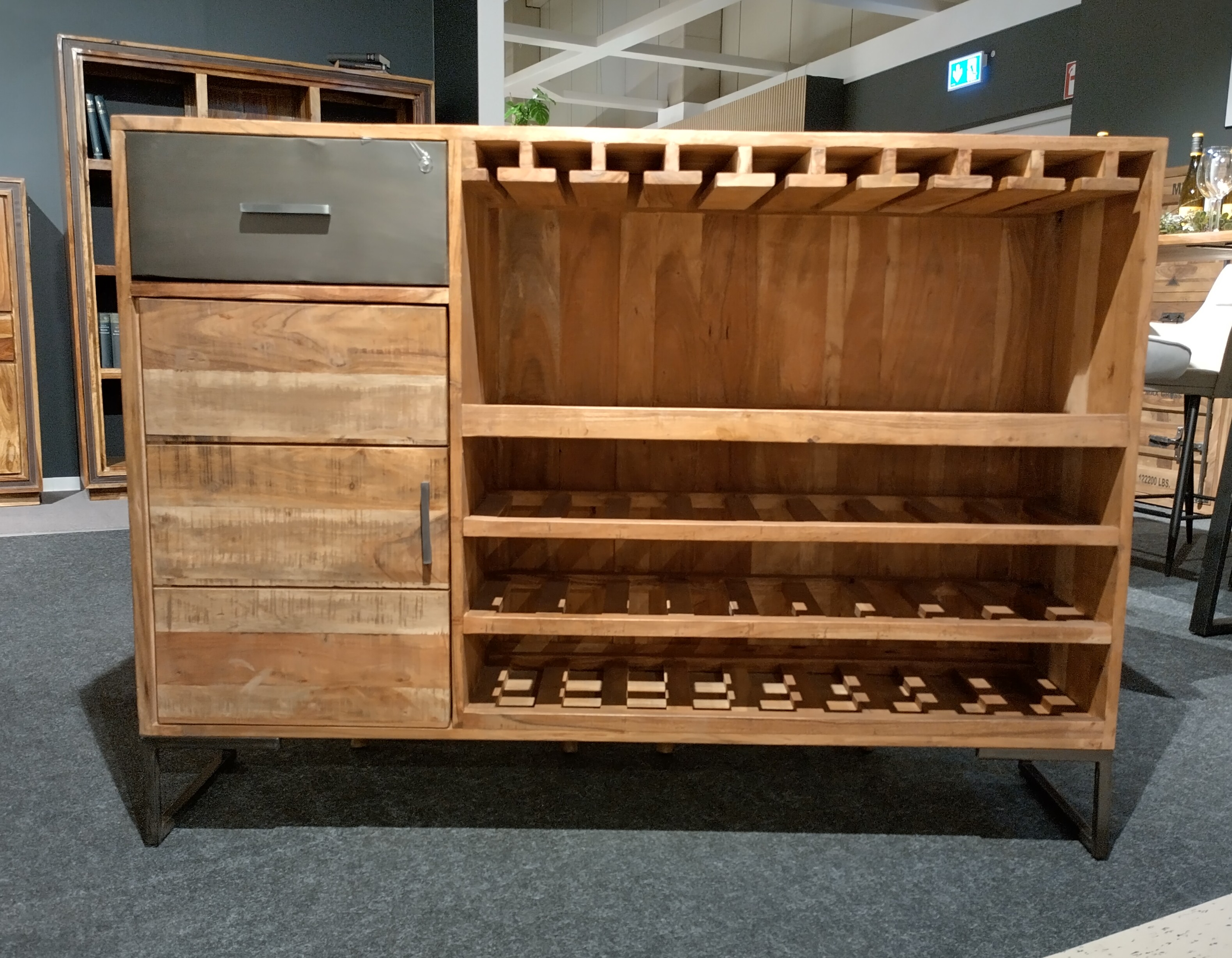 Kommode mit Barfunktion - Wajan-S