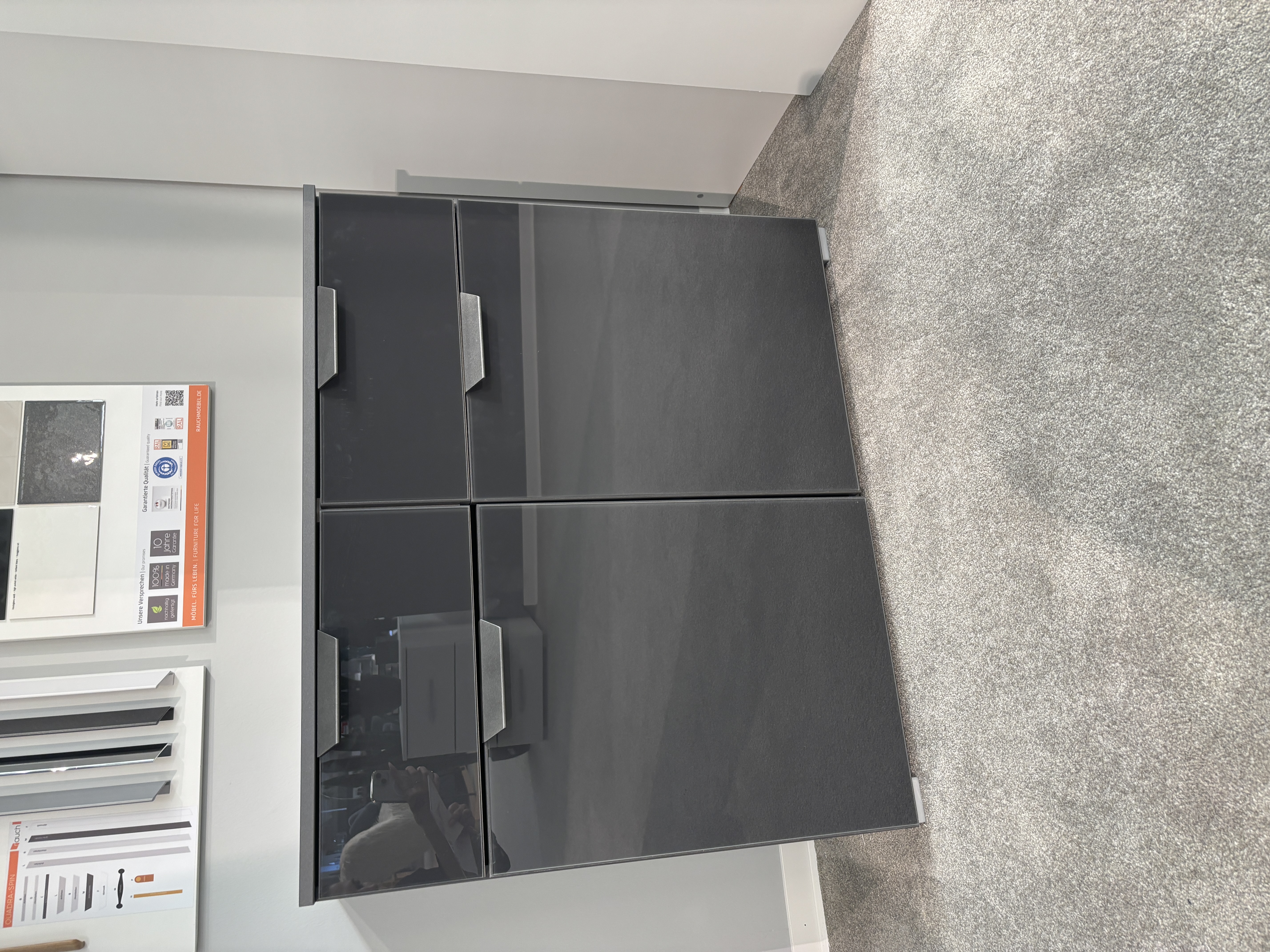 Kommode, grau metallic, Basaltglas - Romed Kommoden