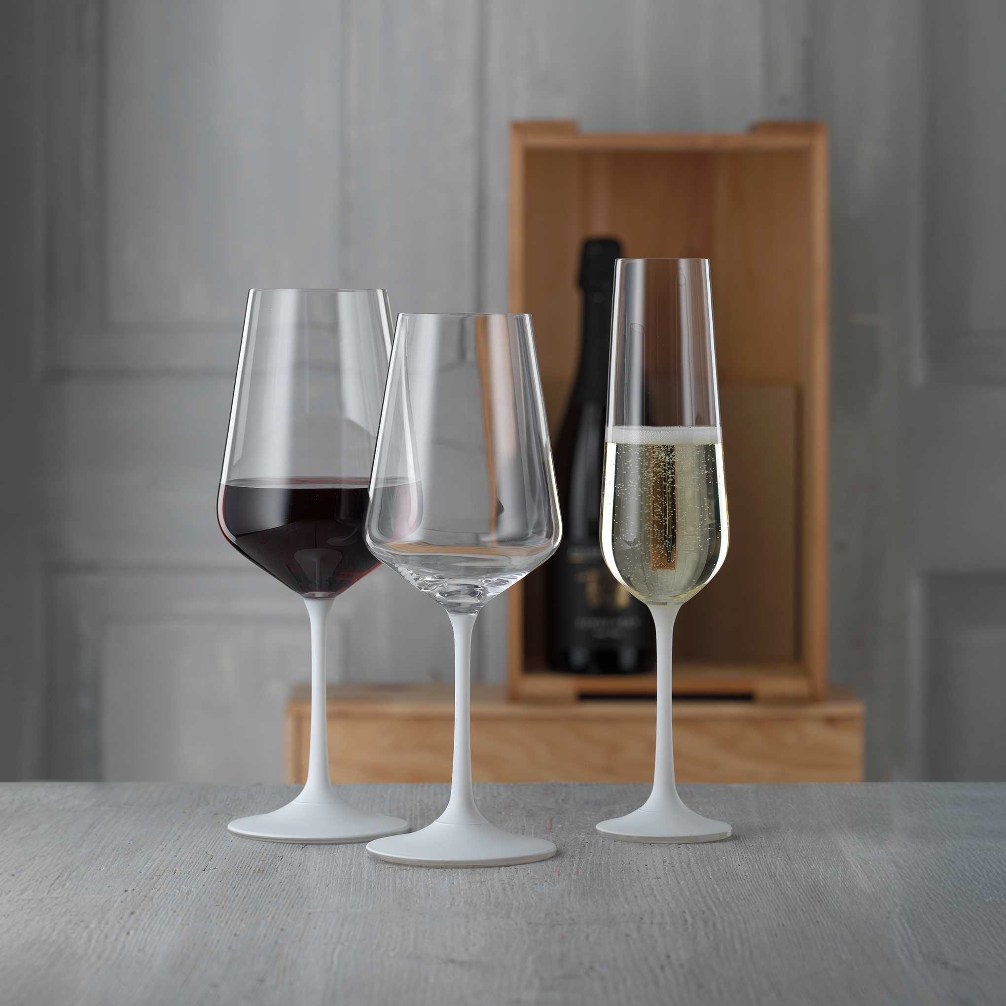 Weinkelch Sandra Bianco - kristallglas/weiß matt, 350ml