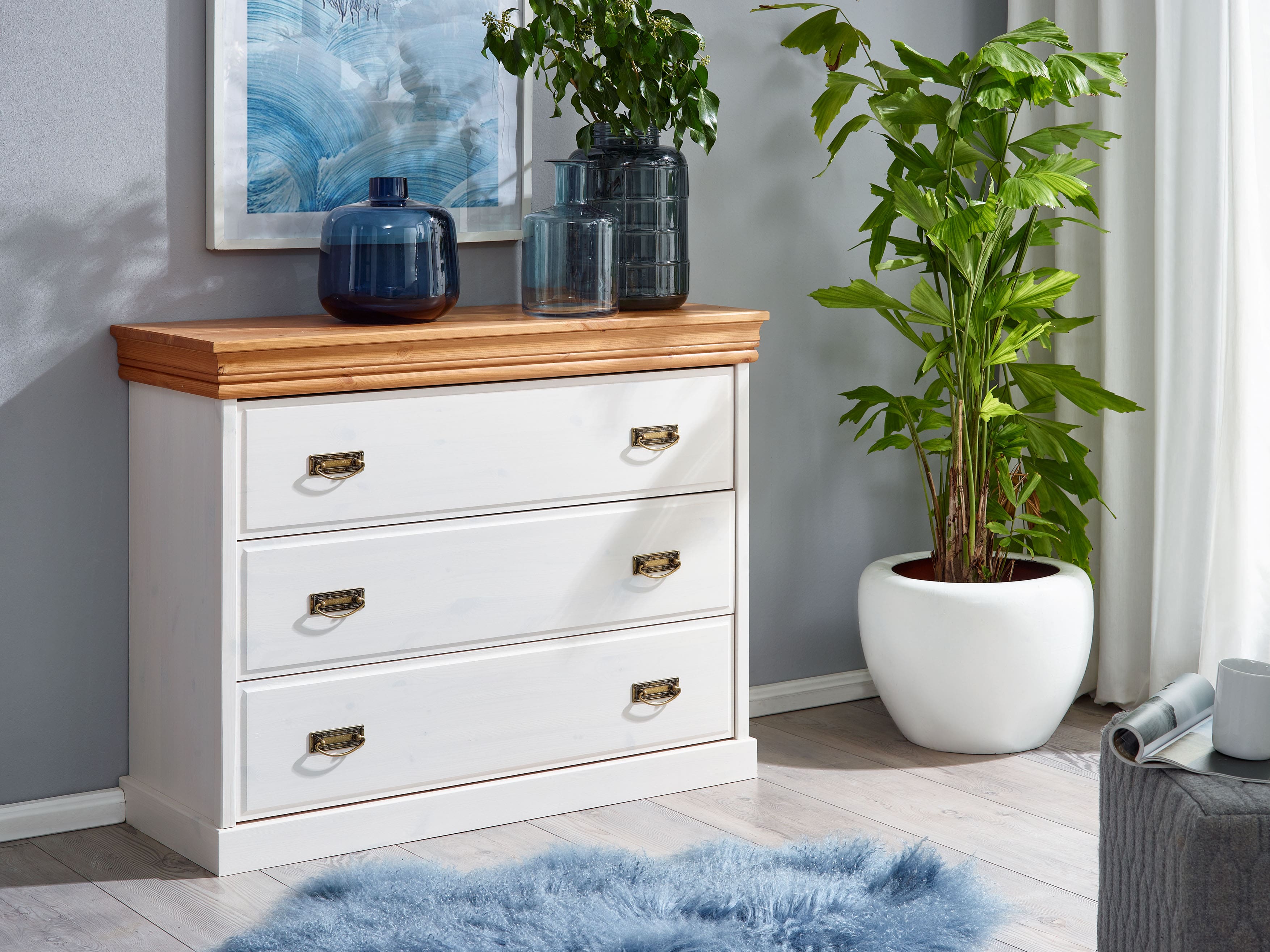 Kommode, Kiefer massiv weiß gewachst - MYKON 282