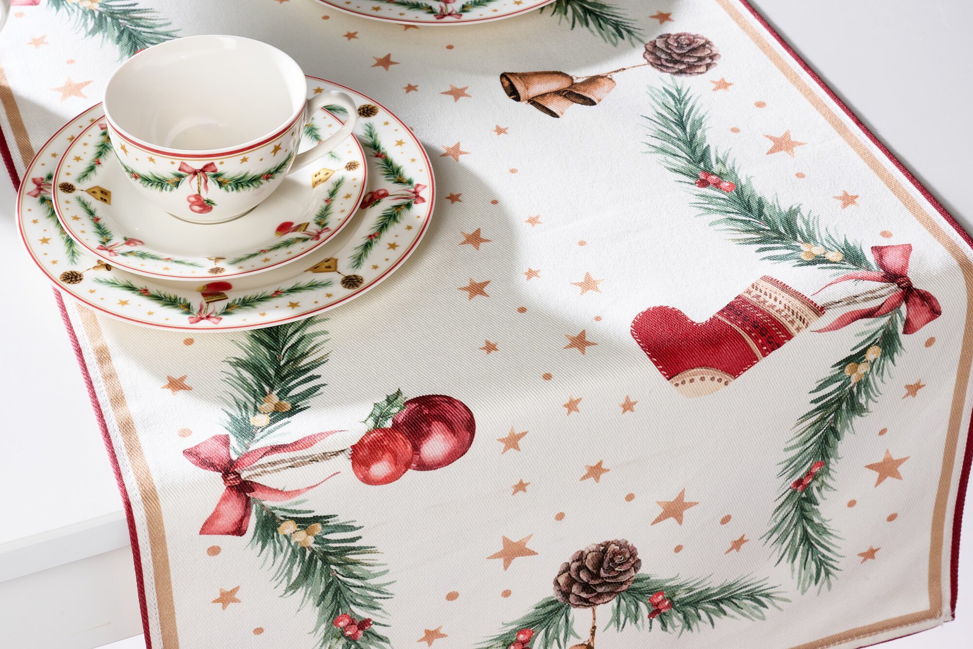 Tischläufer Holly - 140 x 45 cm