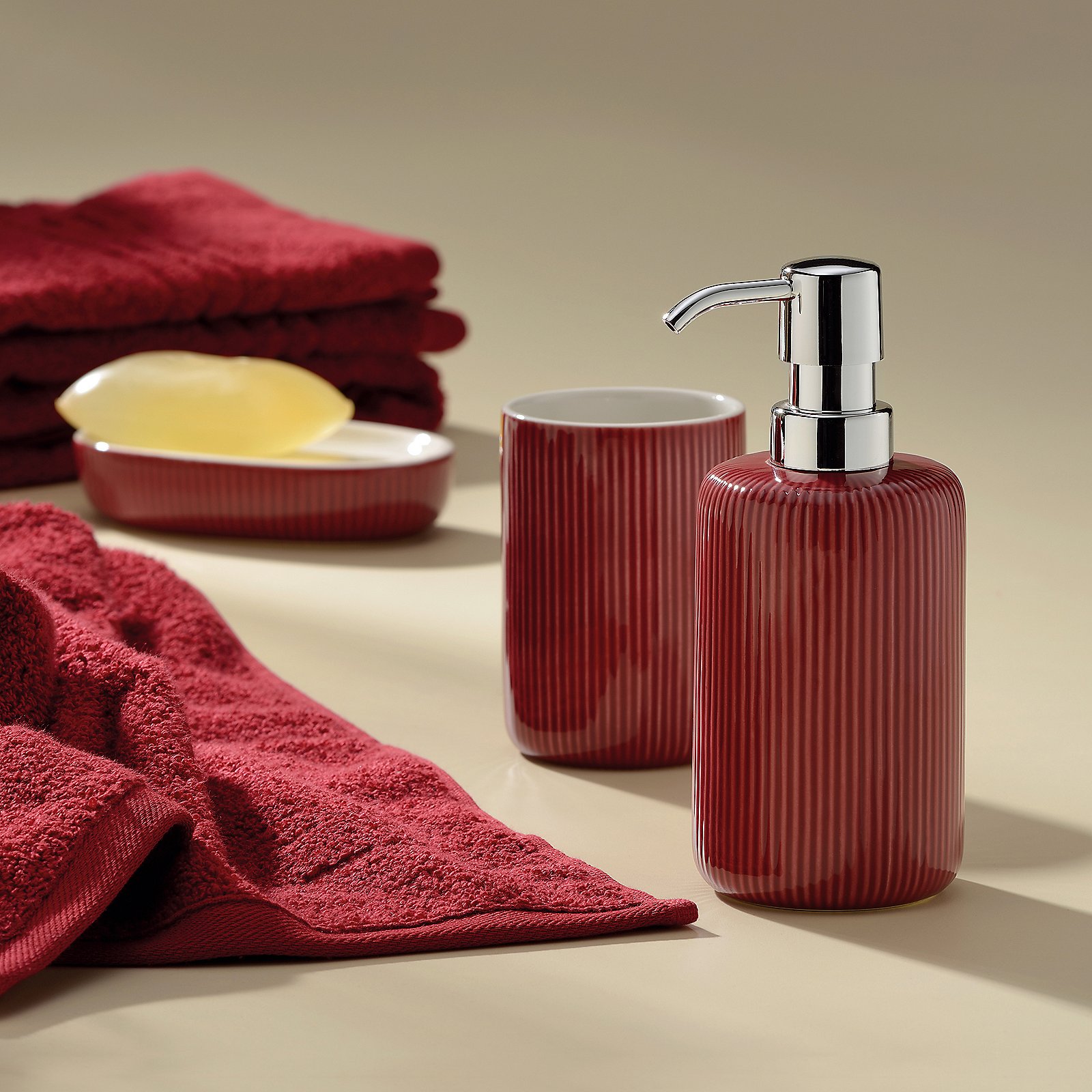 Becher Ava 10,5 cm - Keramik himbeerrot