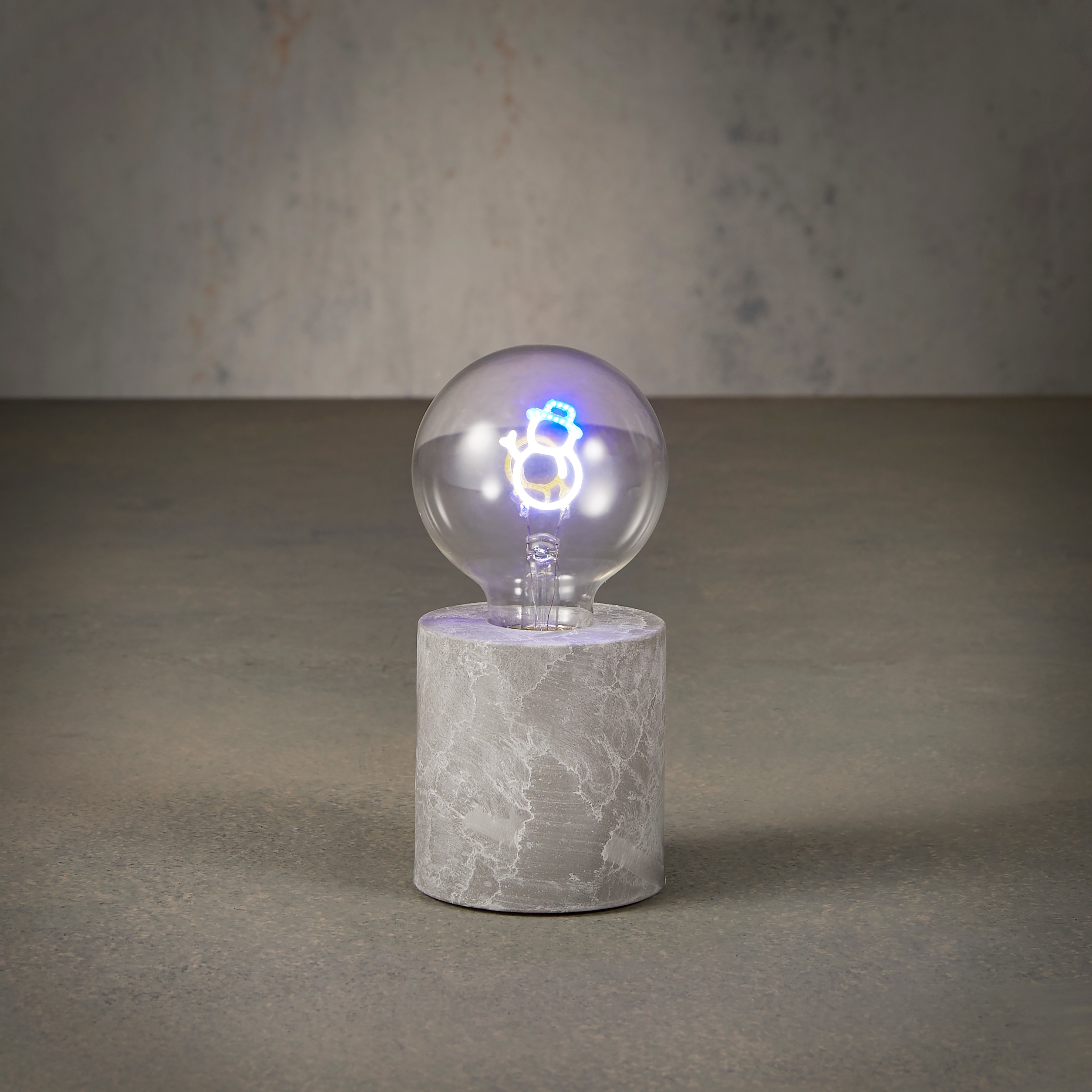 Tischlampe Schneemann LED grau warm weiss - Batteriebetrieb und Timer - h18xd8cm