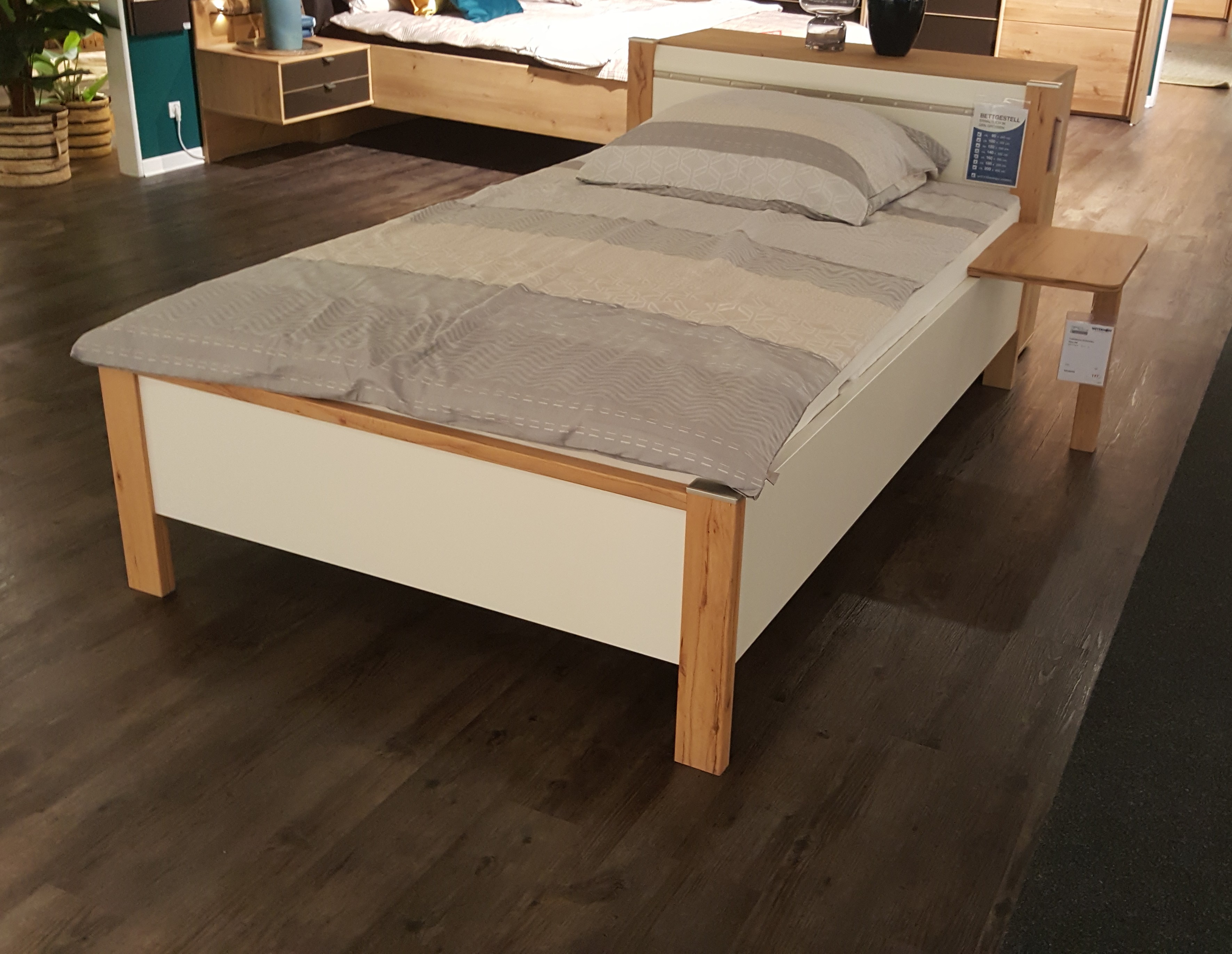 Futon-Bett in Komforthöhe - Mykon 694
