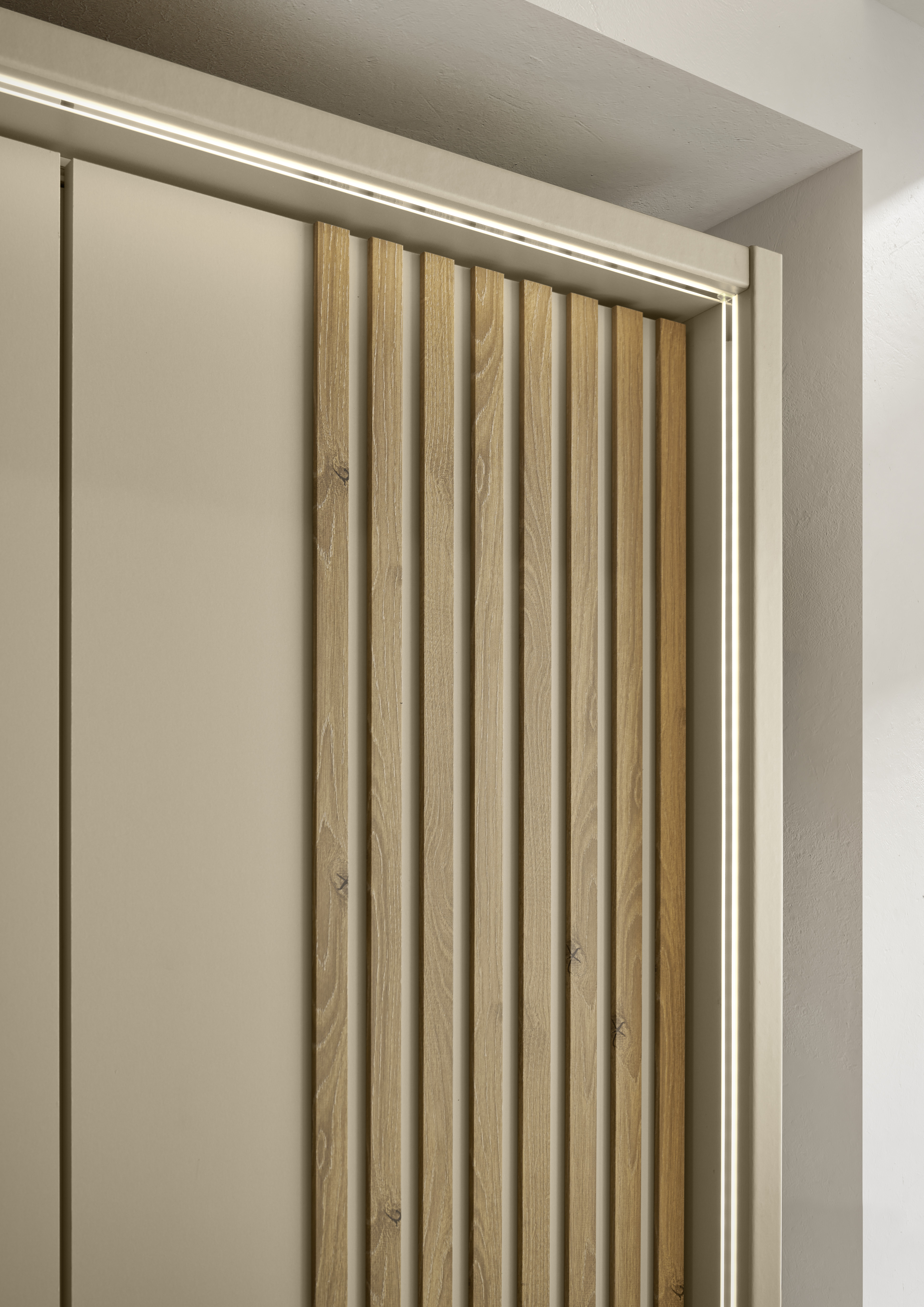 Musterring, Drehtürenschrank 6-türig, Champagner - MR Isabelle