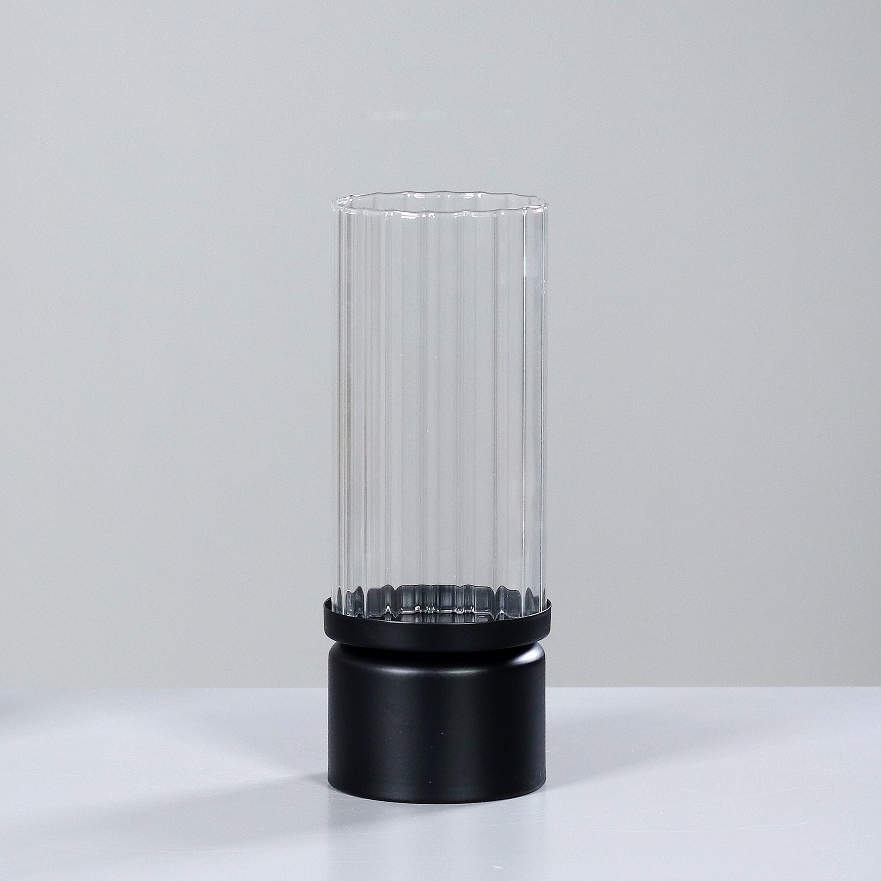 Windlicht aus Metall, ca. 27 cm - schwarz