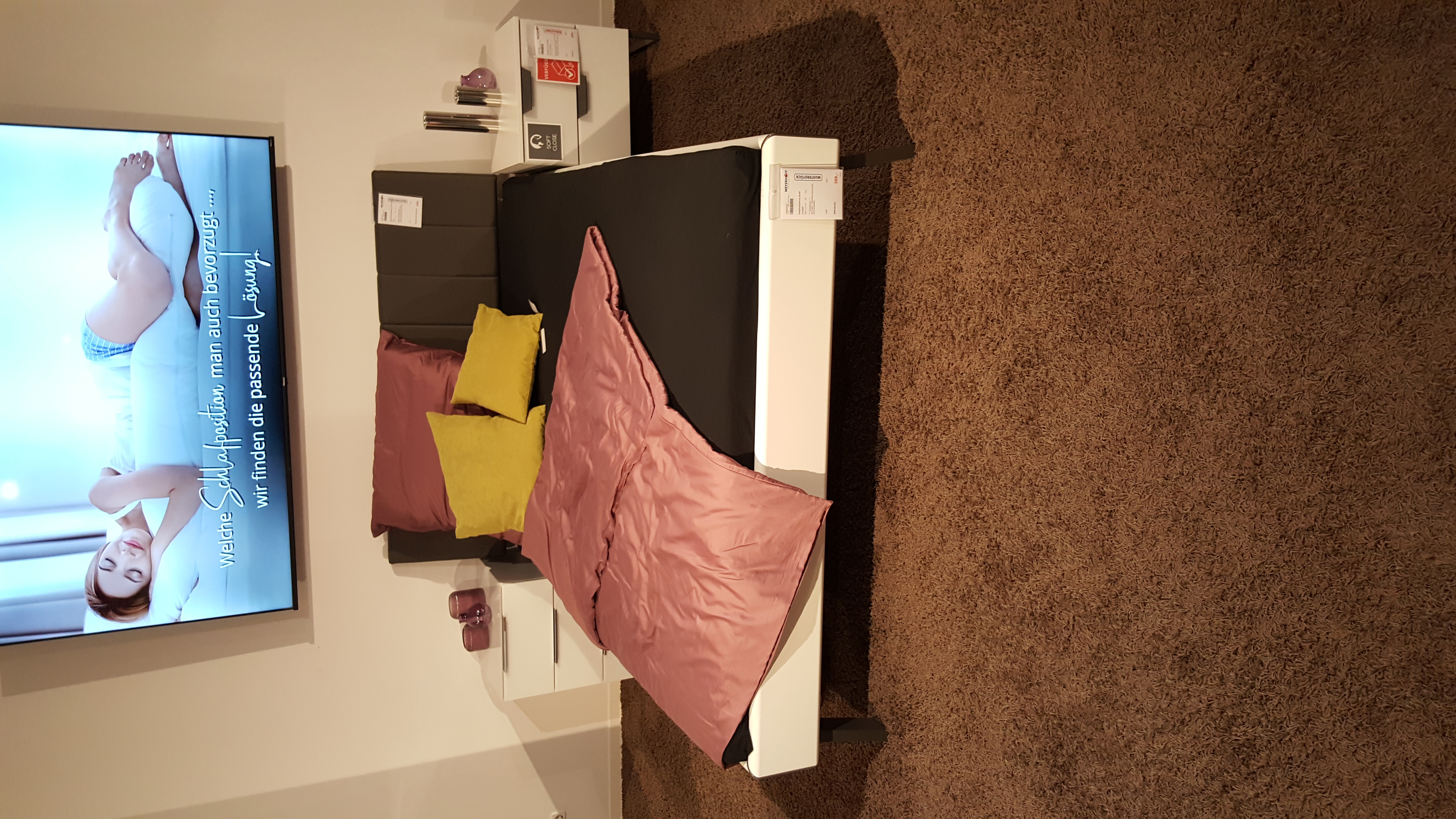 Bett mit Polsterkopfteil, LF 140 x 200 cm - Reela