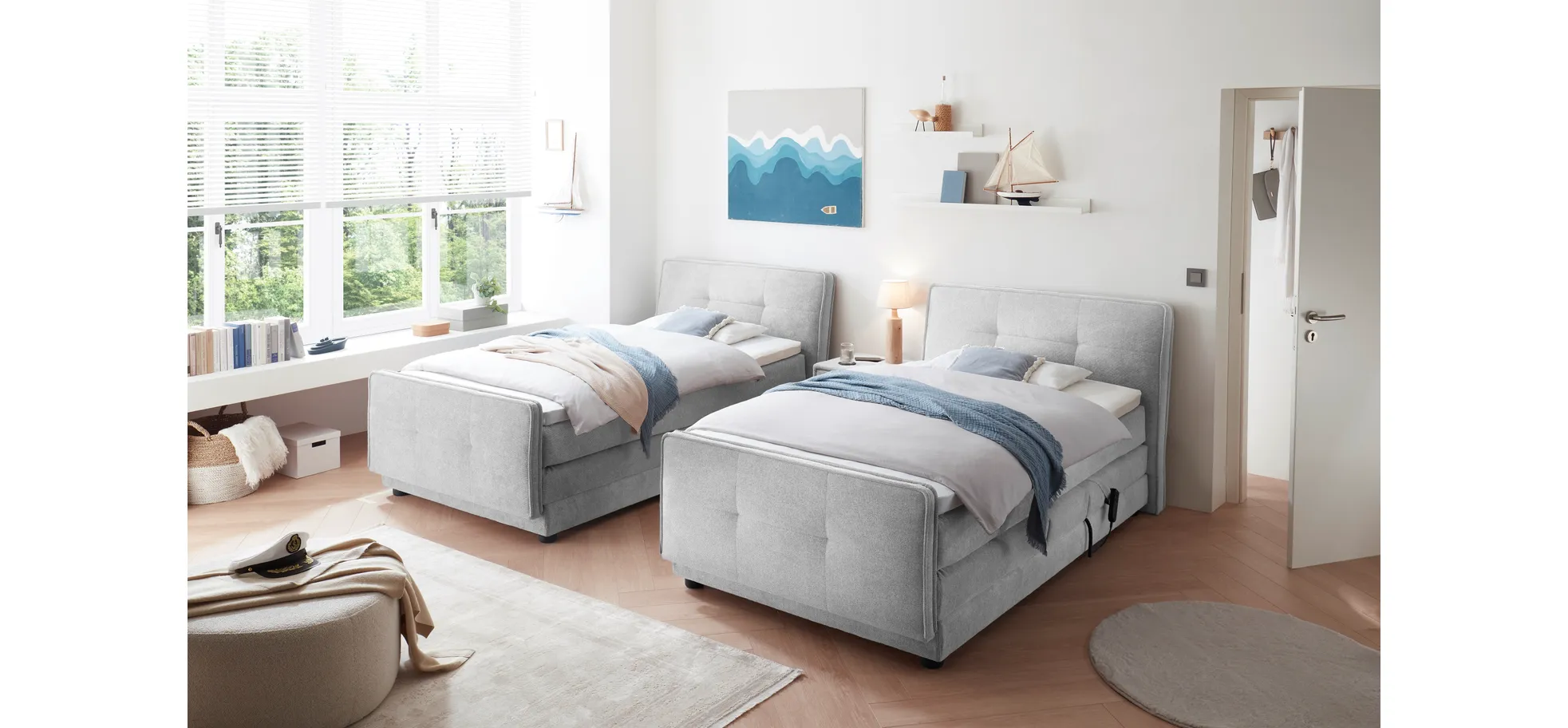 Boxspringbett- Liegefläche ca. 120x200 cm, Stoff, Hellgrau
