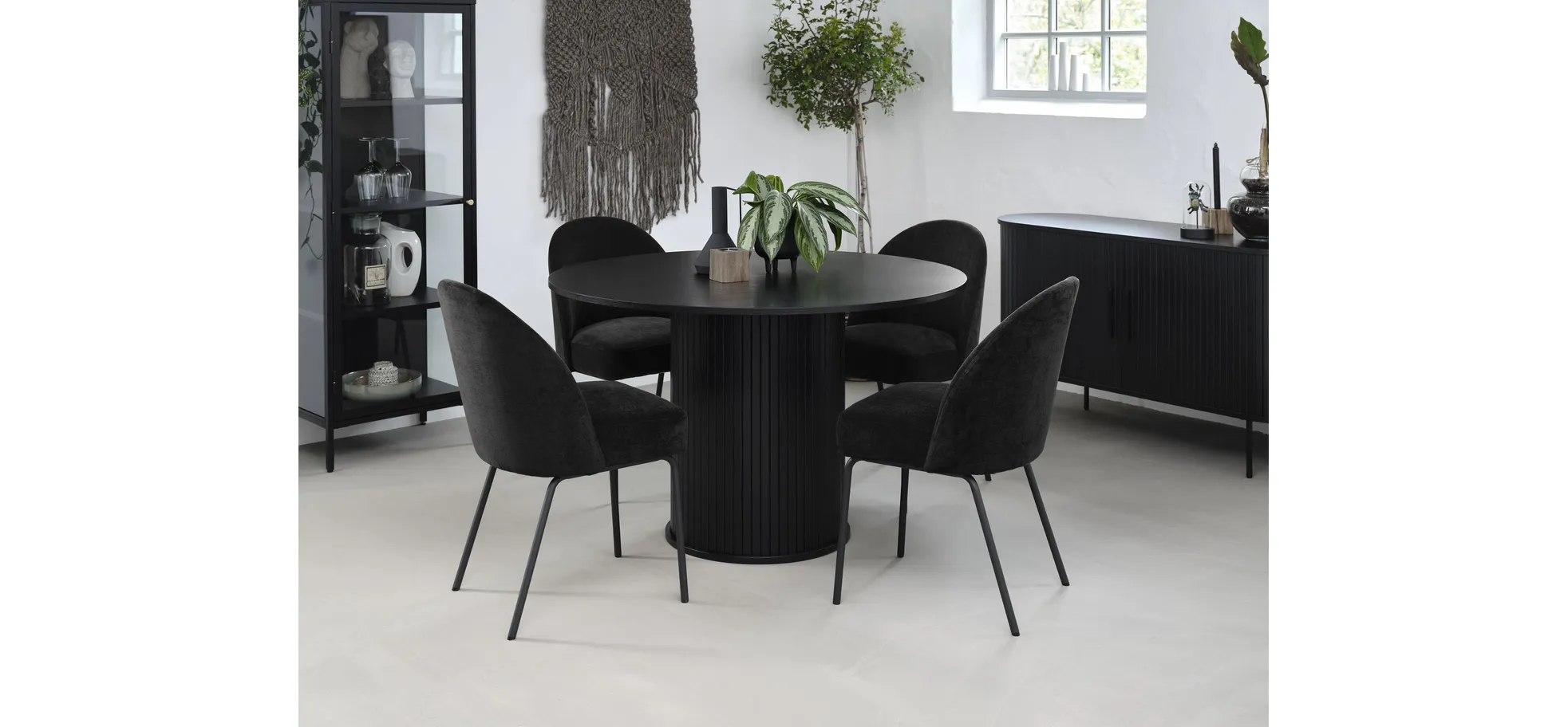 Esstisch - Ø/H ca. 120x75 cm, Eiche Furnier, Schwarz