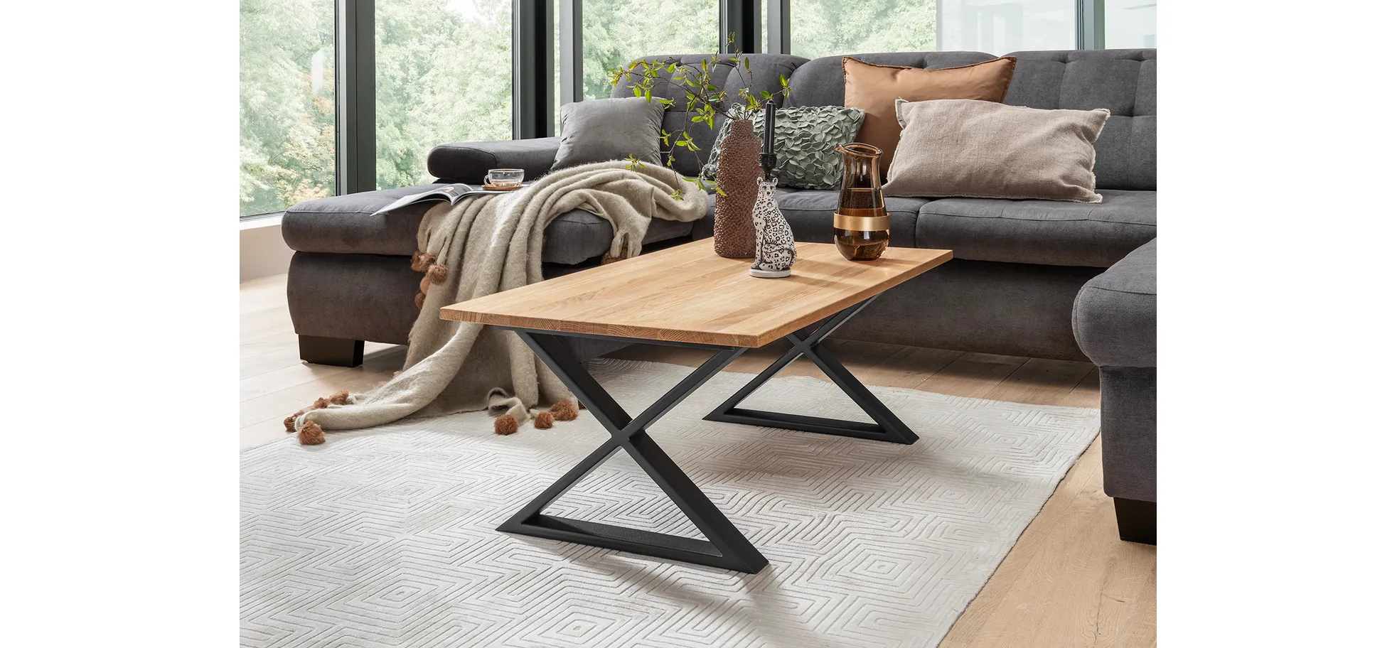 Couchtisch, Metallgestell, Platte Eiche - Wildeiche 