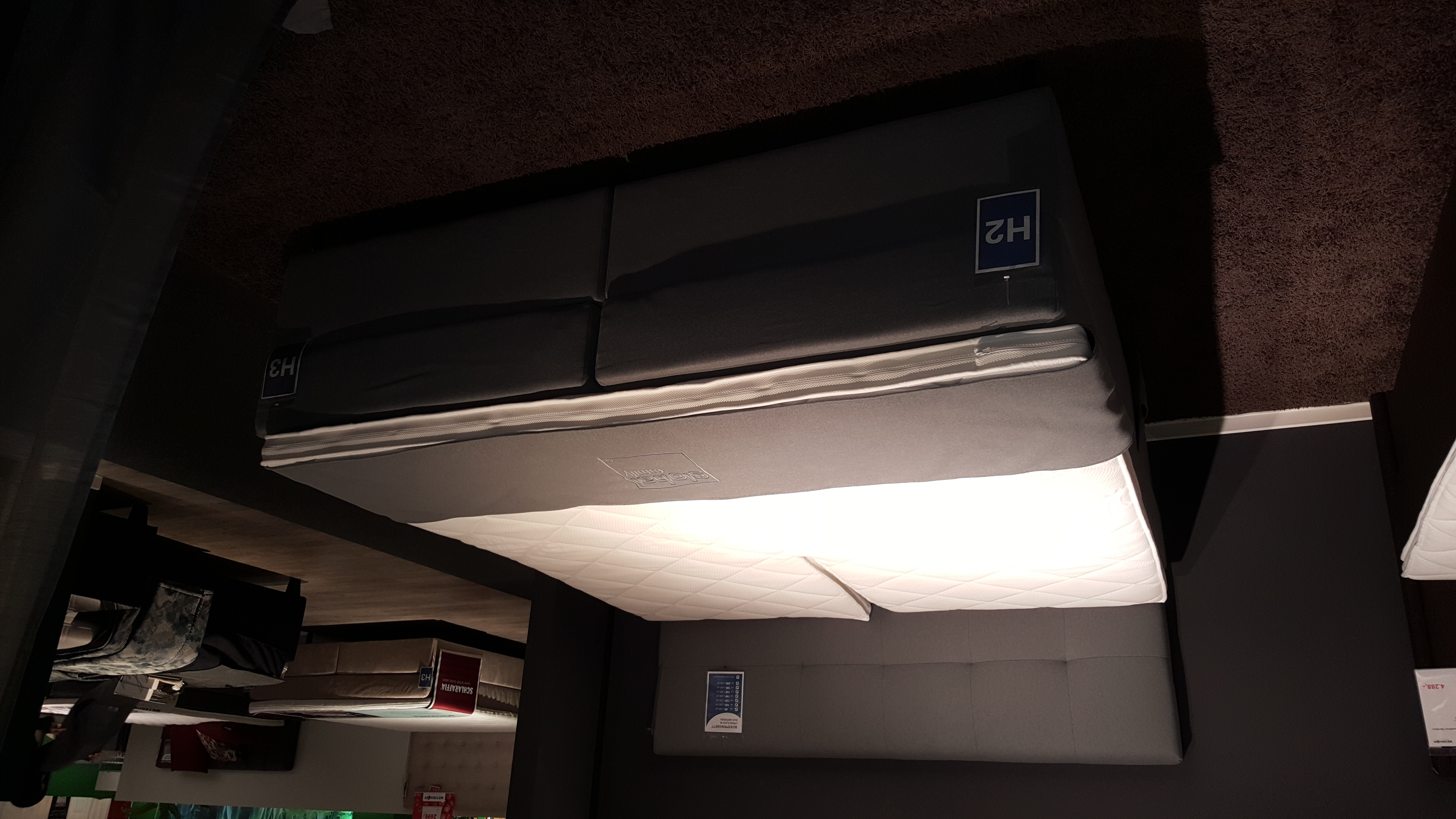 Boxspringbett, Grau, Liegefläche 180x200cm - Valencia Boxspringbett, Grau, Liegefläche 180x200cm - Valencia