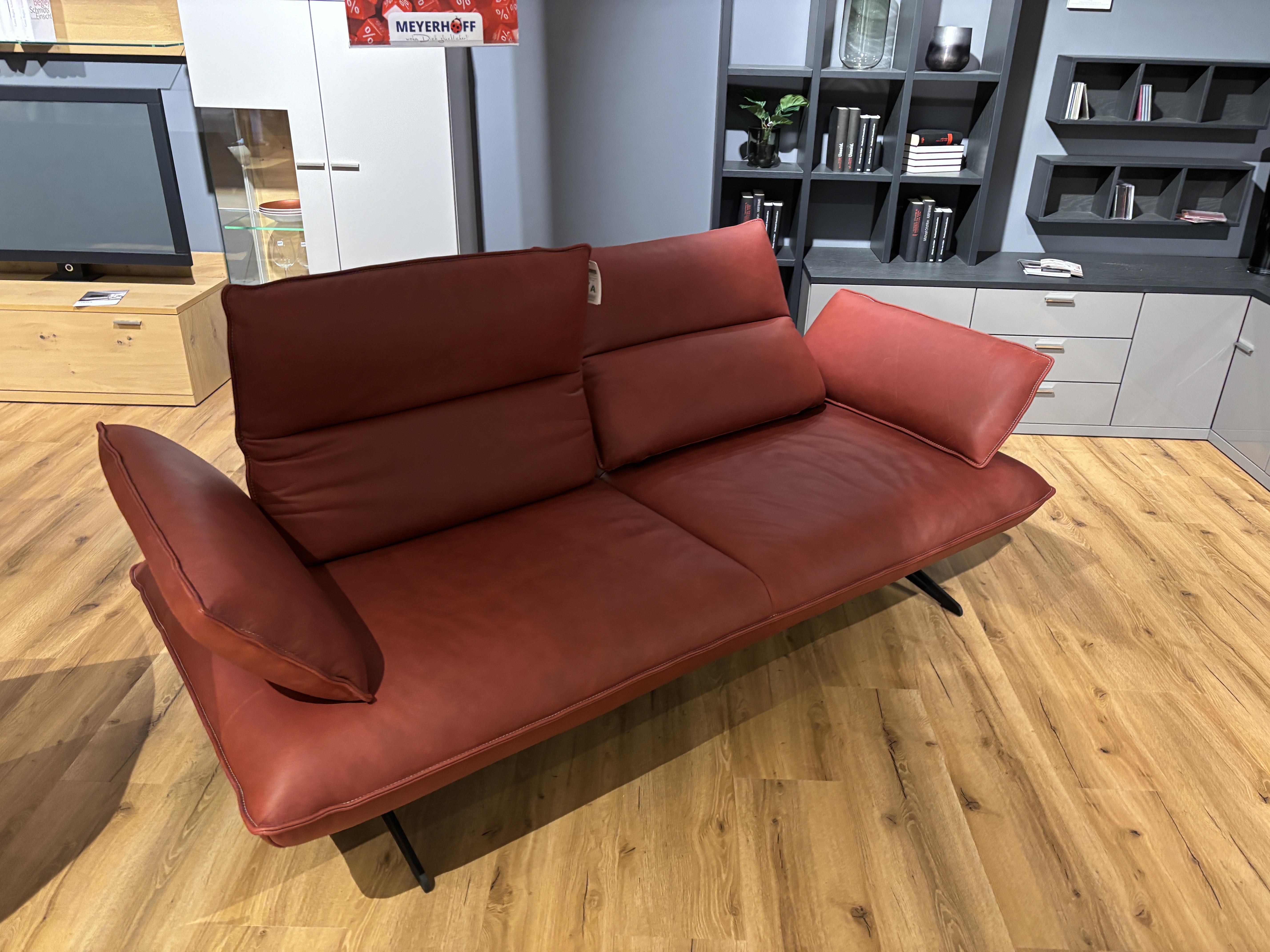 Sofa 2,5-sitzig, Leder India chilli - LS23 Klasma