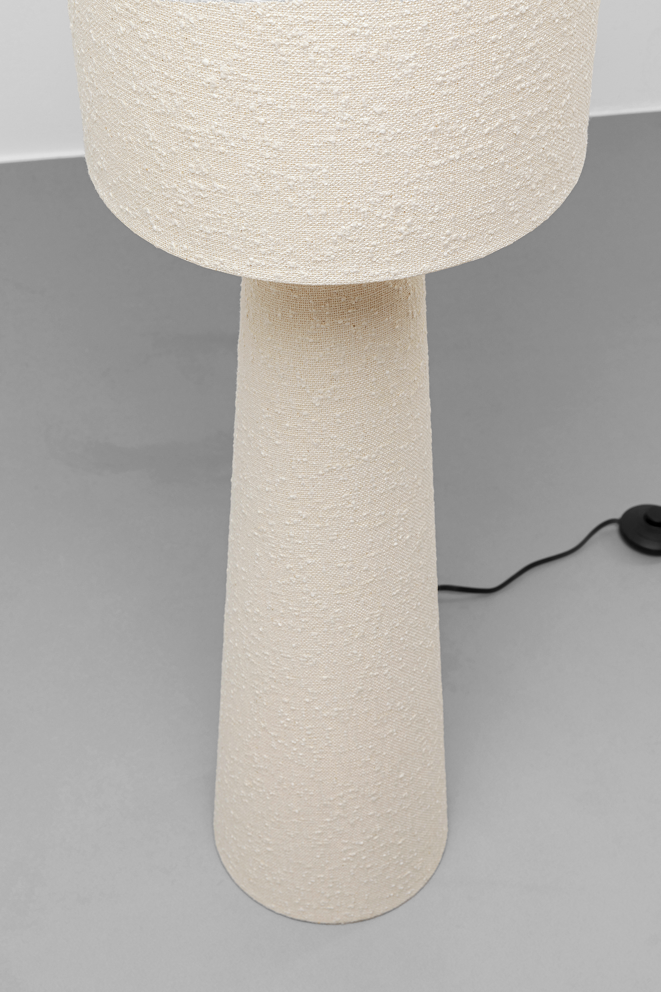 Stehleuchte Marleen, beige - Leuchten
