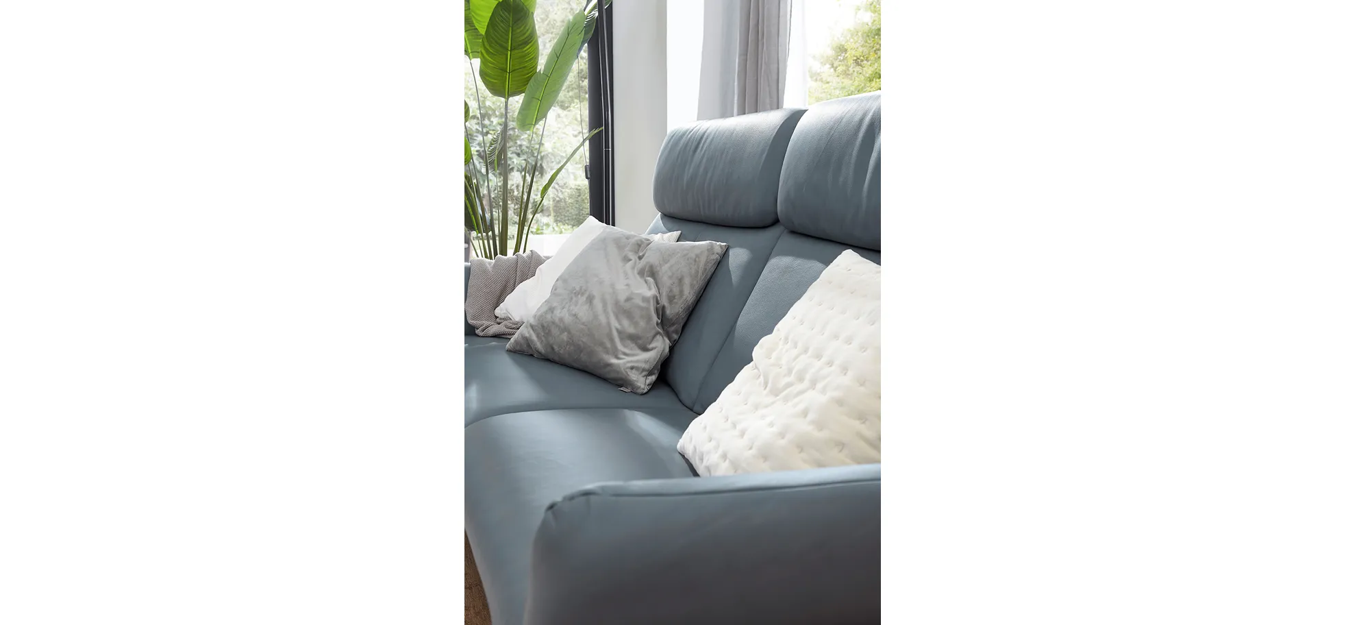 Sofa Fresno - 2,5-Sitzer, Rücken echt, Leder, Hellblau