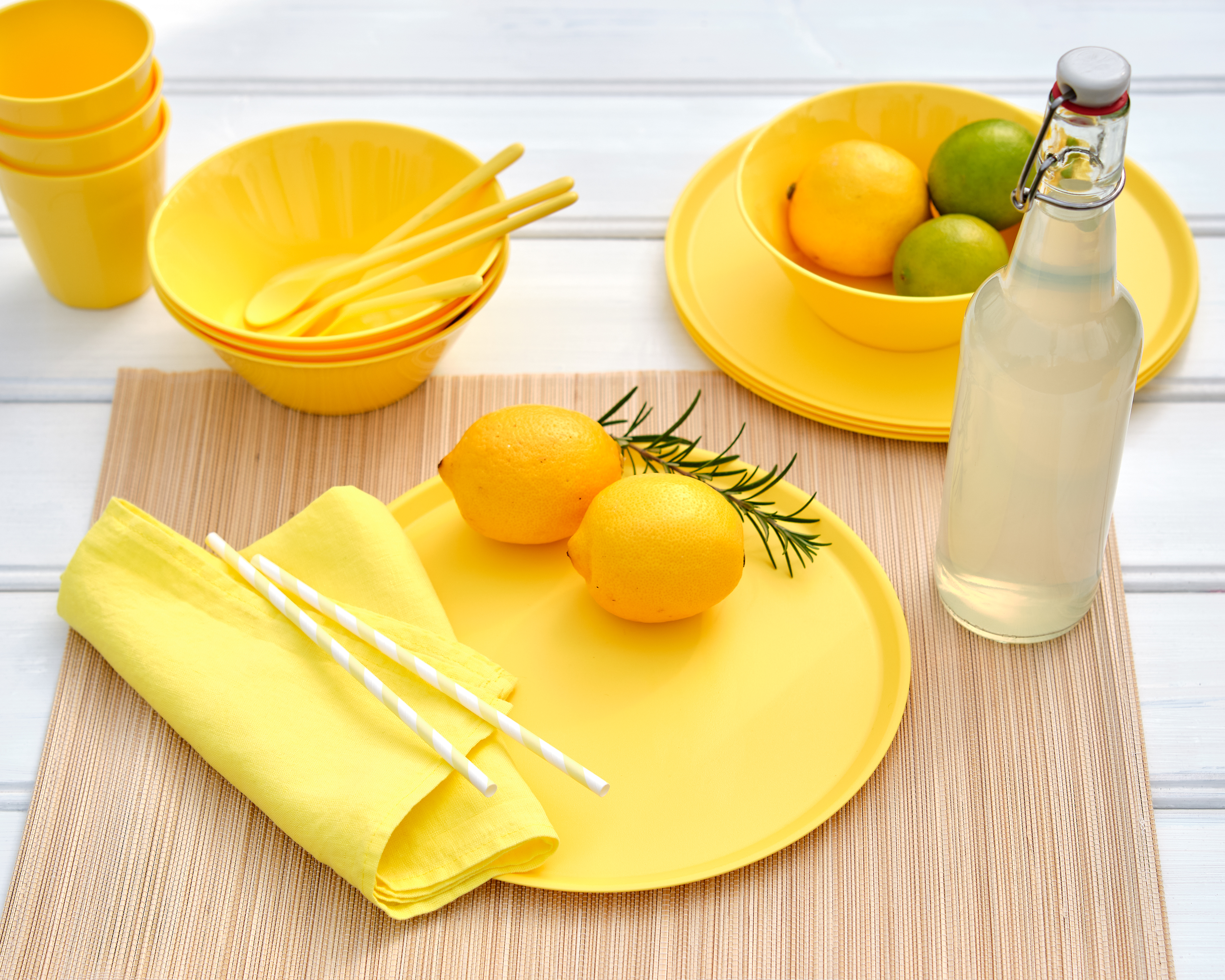Großer Teller 25,5cm, strong yellow - spülmaschinengeeignet