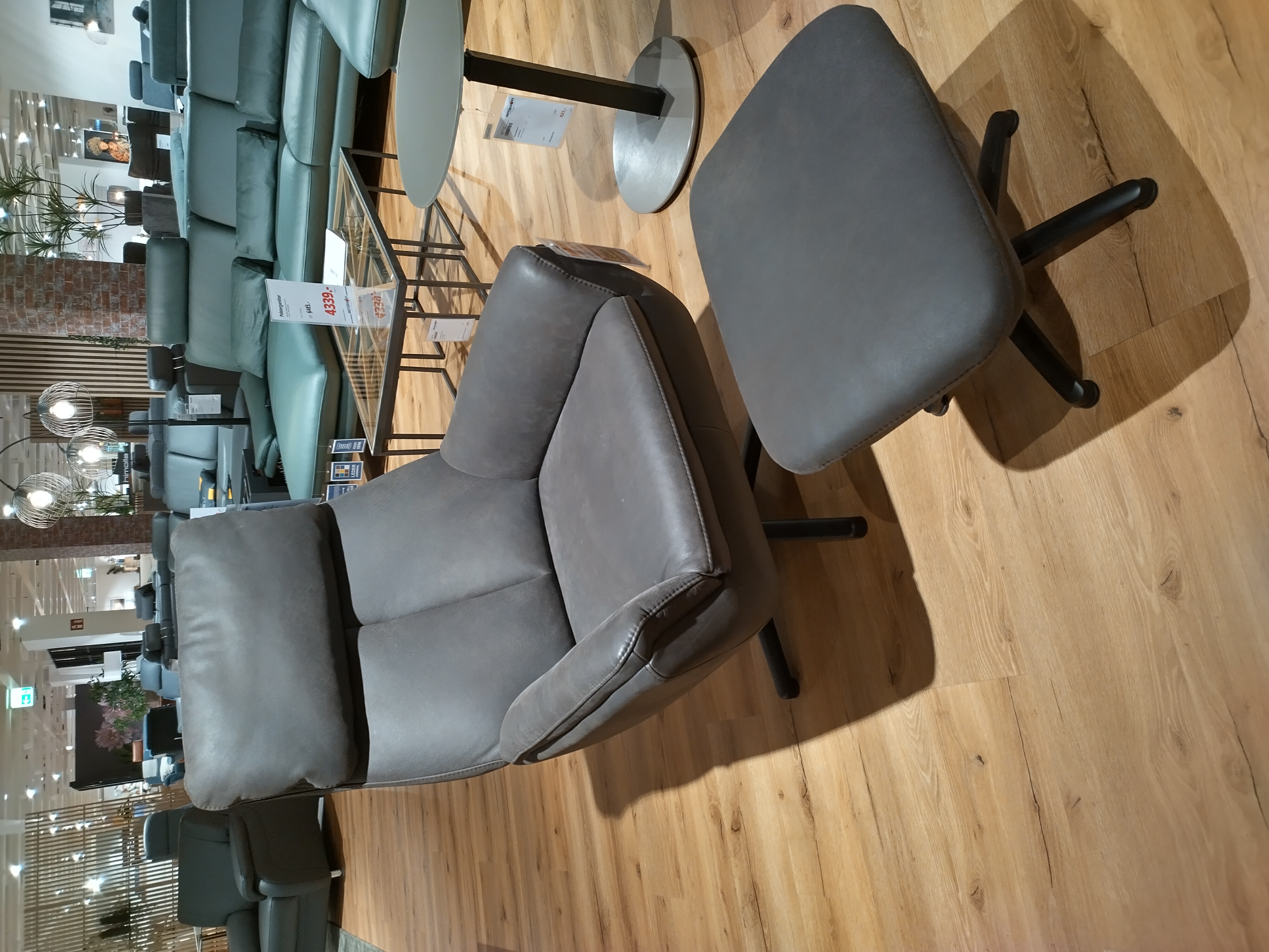Drehsessel inklusive Hocker - Mykon 730