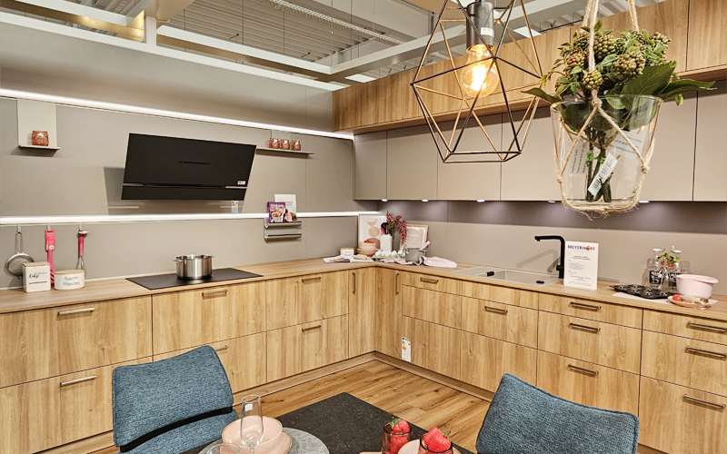 Impressionen aus dem MEYERHOFF Küchenhaus Bremerhaven