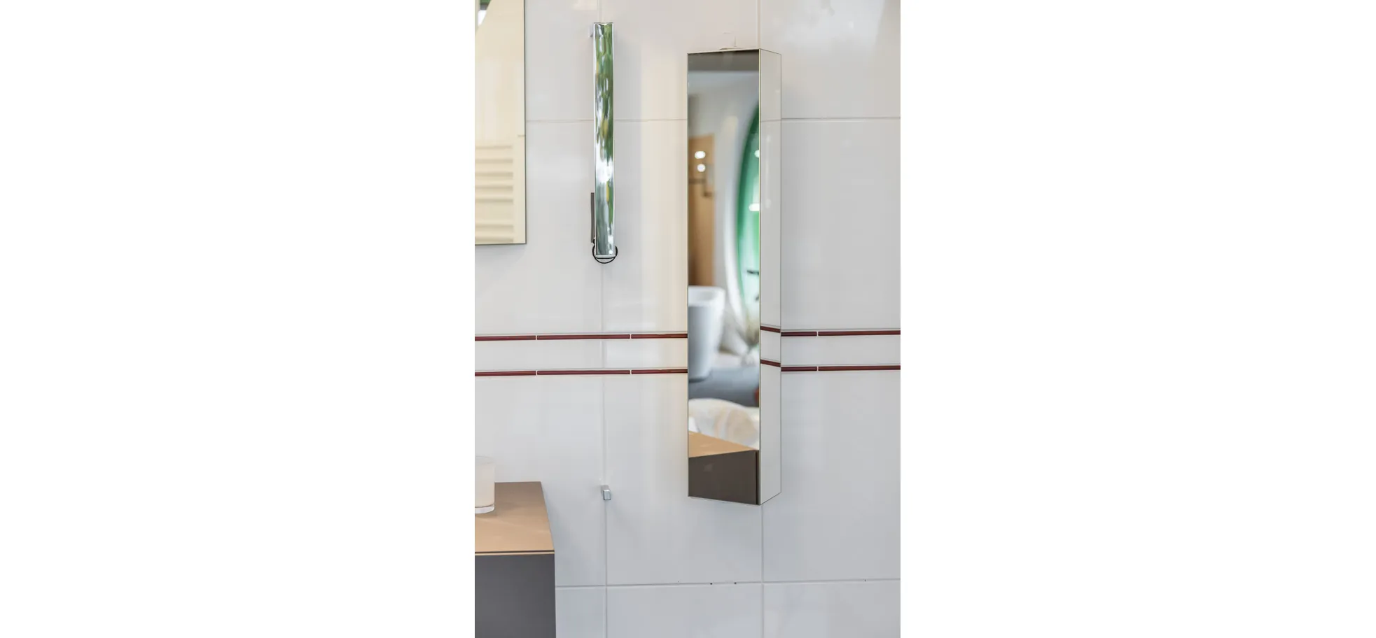Spiegelschrank - drehbar, B ca. 30 cm, Weiß, Spiegel