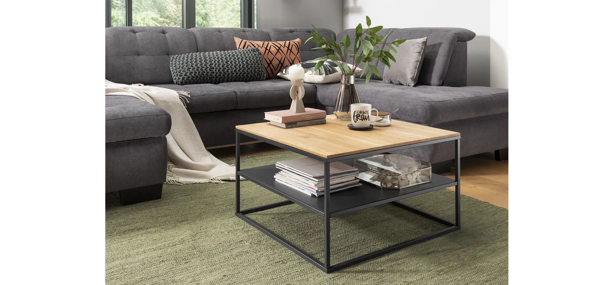 Couchtisch, Eisengestell, 70 x 70 cm - Couchtische