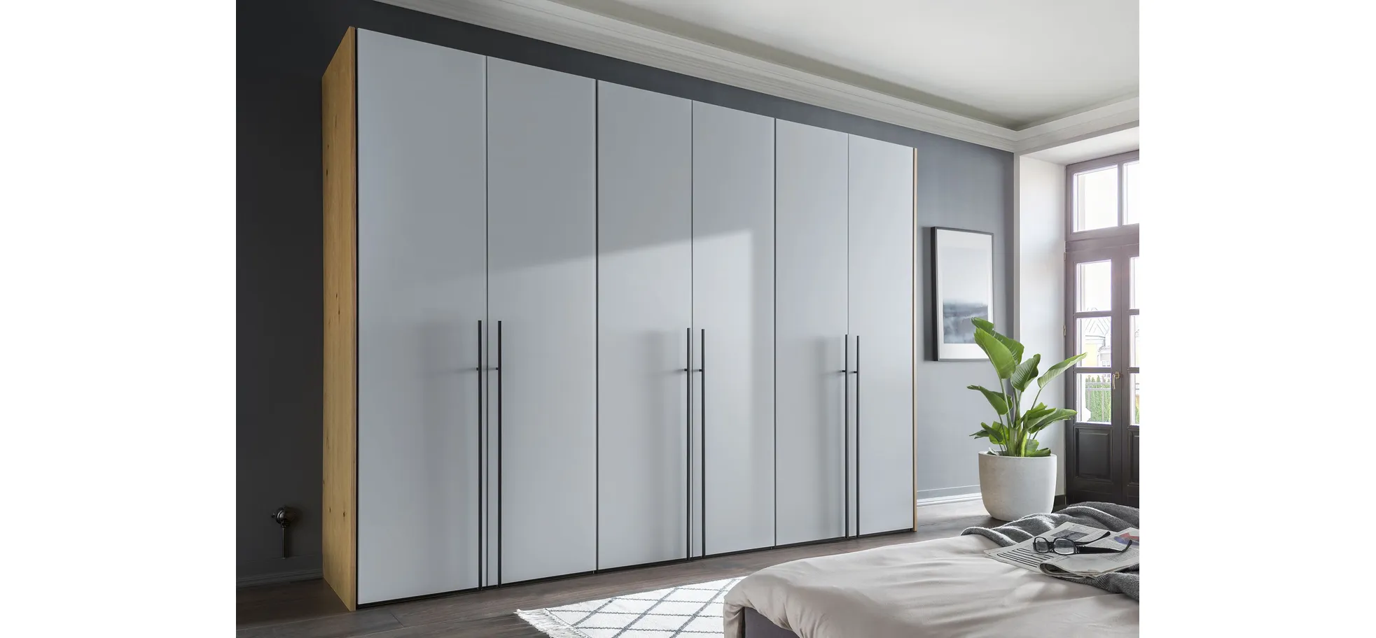 Drehtürenschrank Colorado - B. ca. 307 cm, Glas, Hellgrau matt