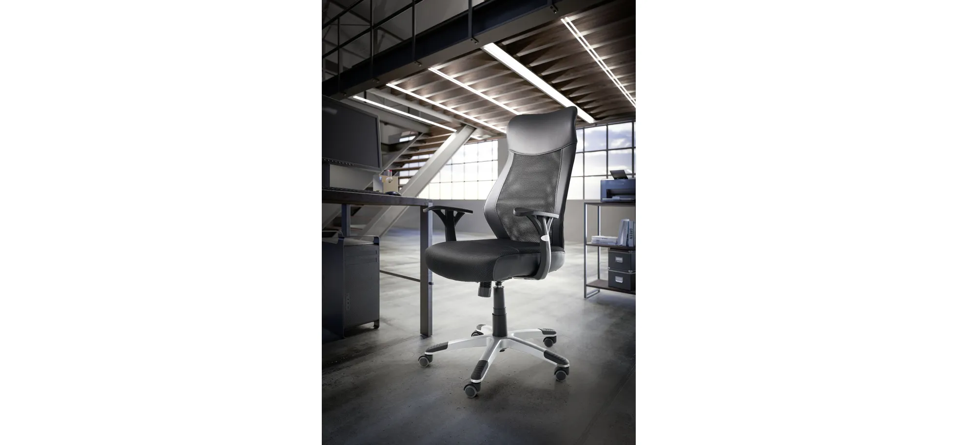 Drehstuhl mit Armlehnen, schwarz - Decio