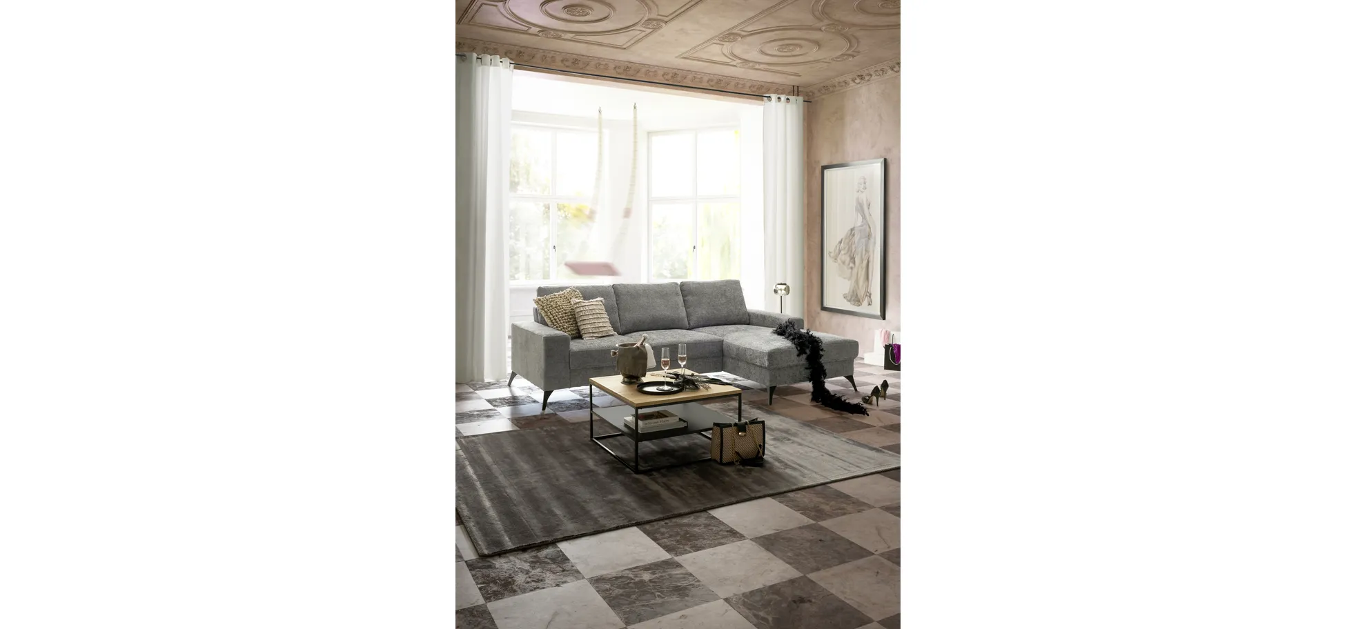 Couchtisch, Eisengestell, 70 x 70 cm - Couchtische Couchtisch, Eisengestell, 70 x 70 cm - Couchtische