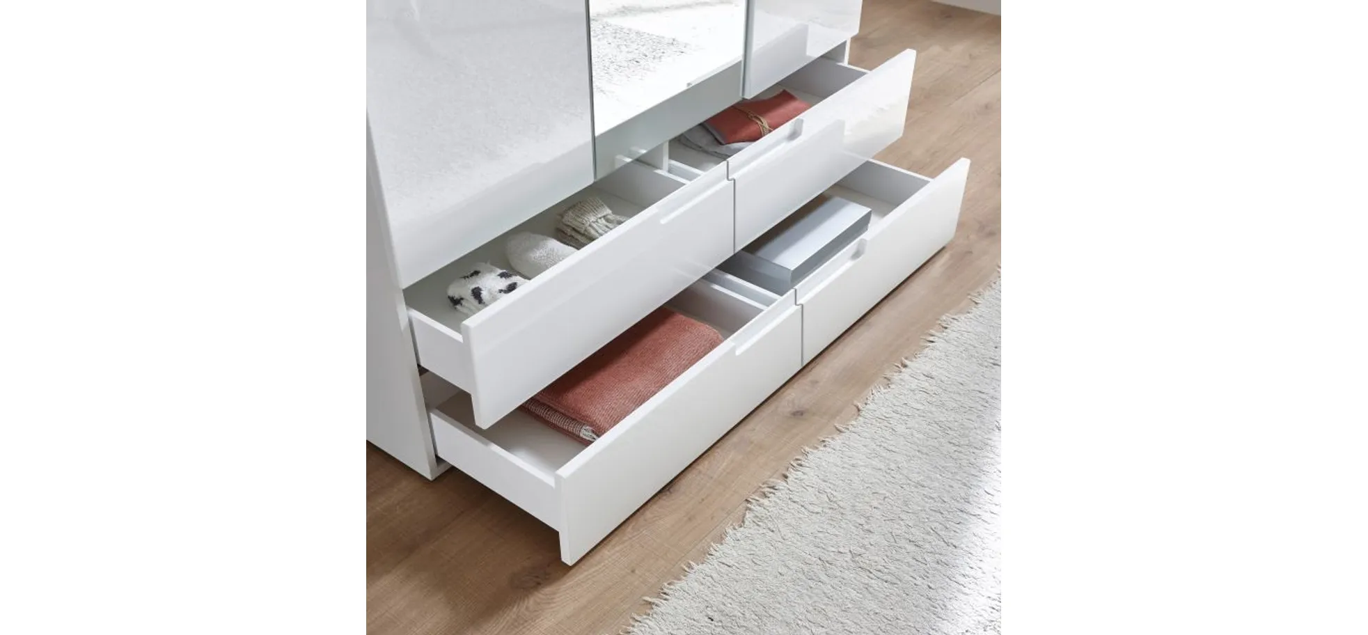 Kleiderschrank - B ca. 126 cm, Weiß